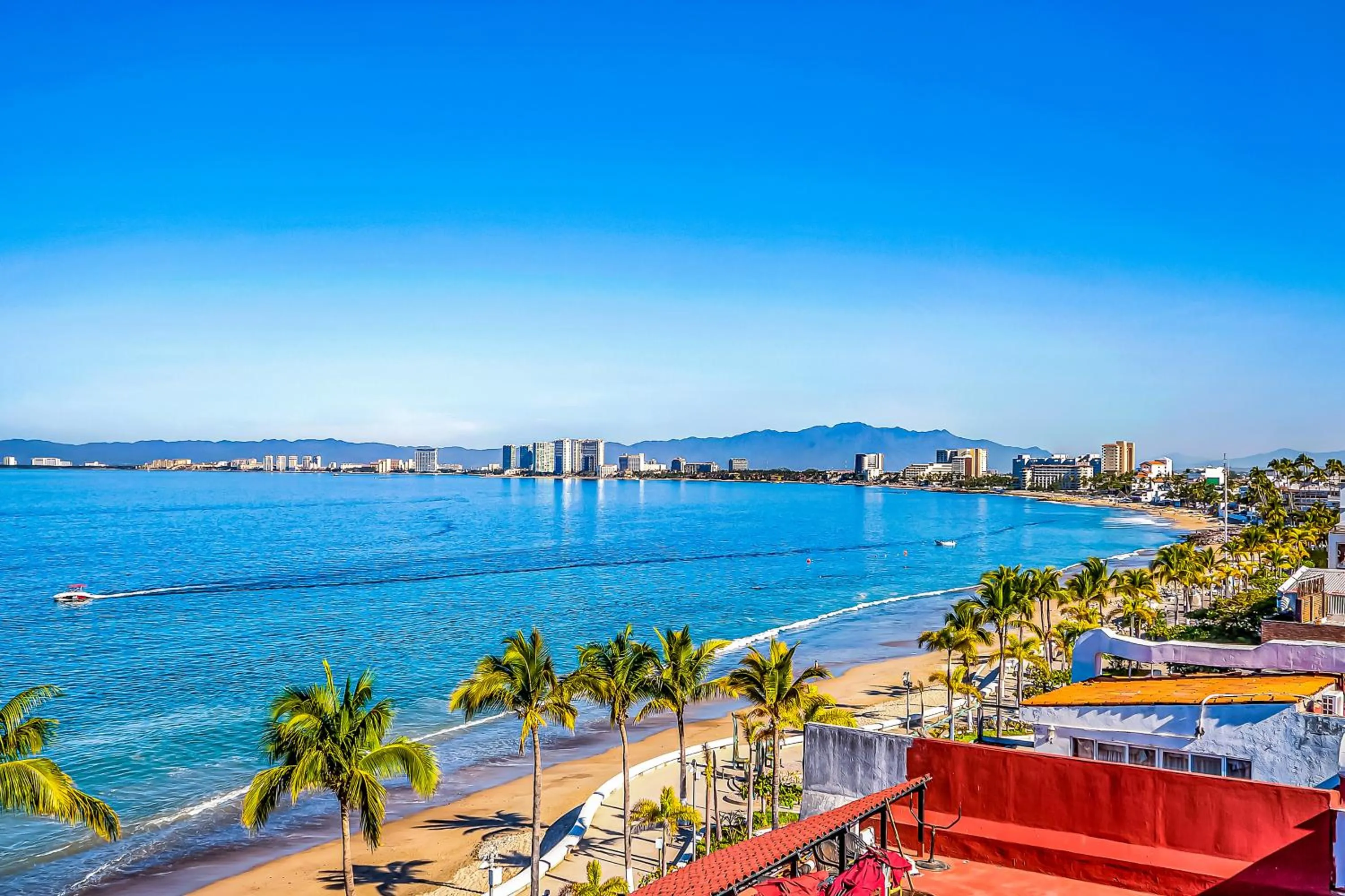 Malecon Beach Side Downtown Condo