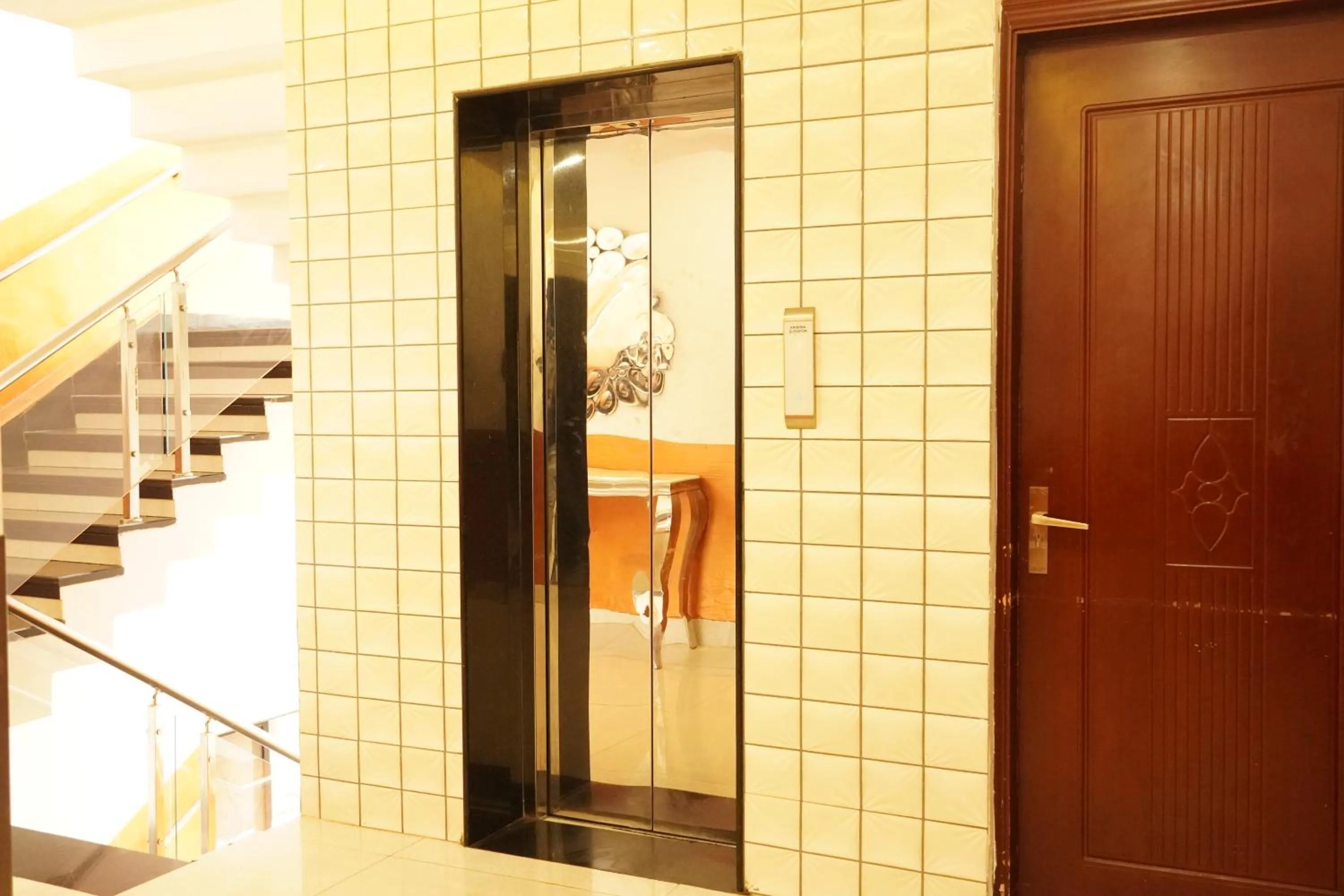 elevator in Hotel Eleven Heights ,Bhopal