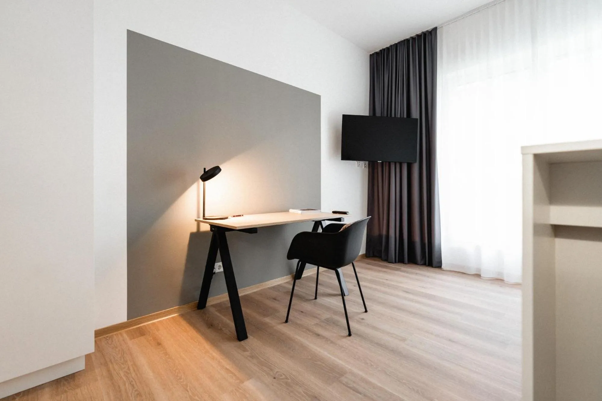 TV and multimedia in the place Herzogenaurach - Serviced Apartments