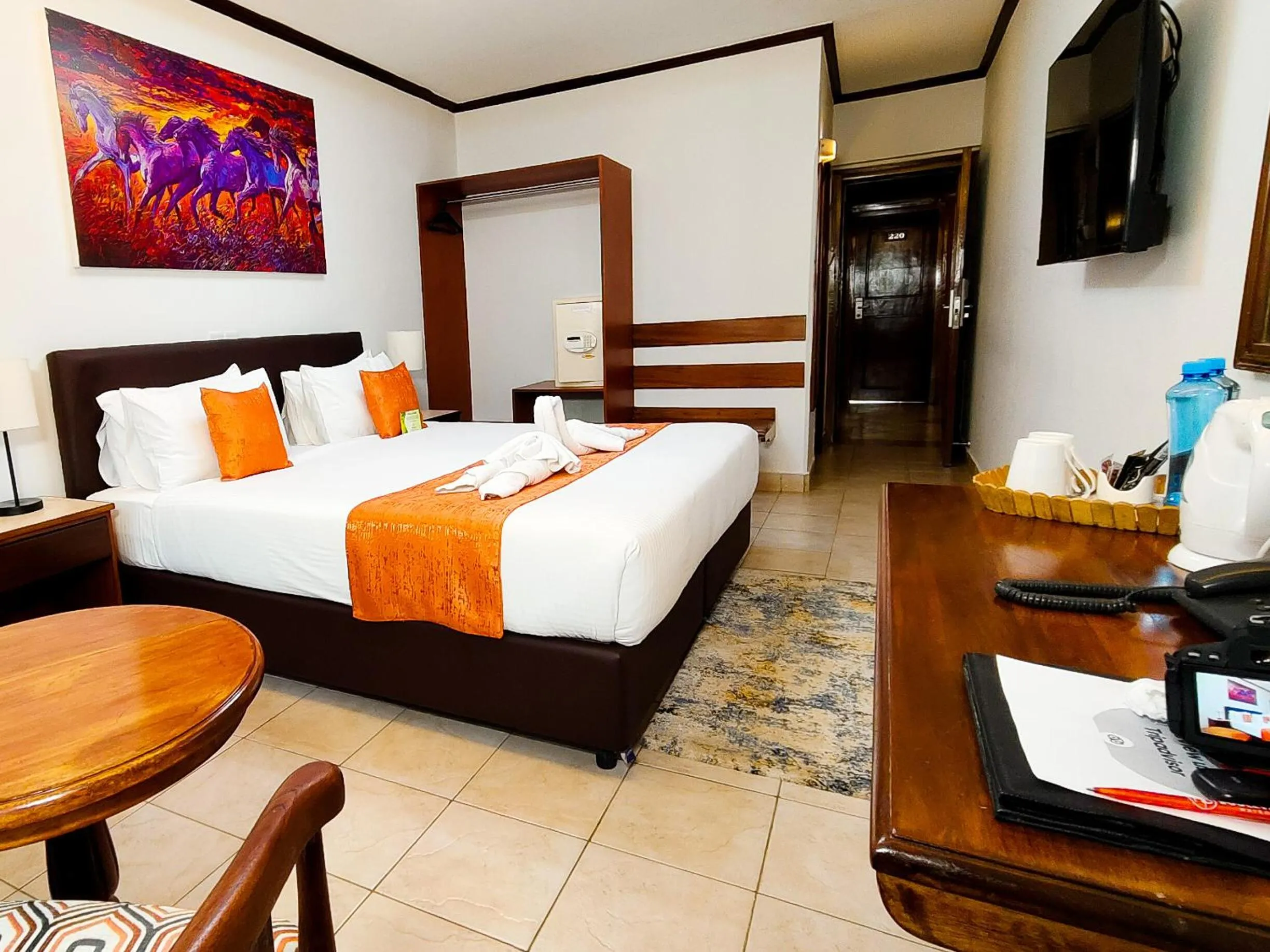 Bed in Hotel Boulevard Nairobi, City Centre CBD