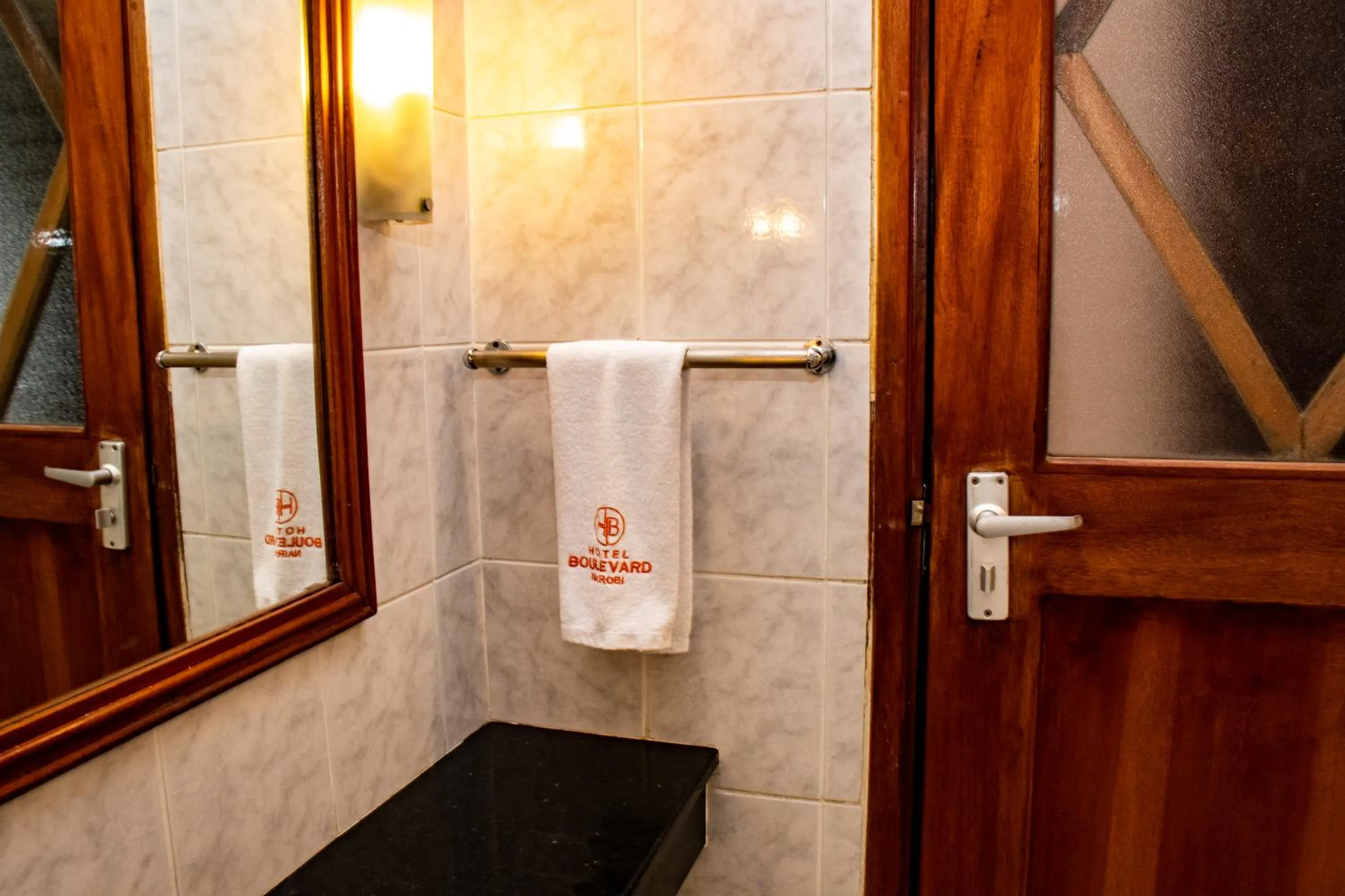 Bathroom in Hotel Boulevard Nairobi, City Centre CBD