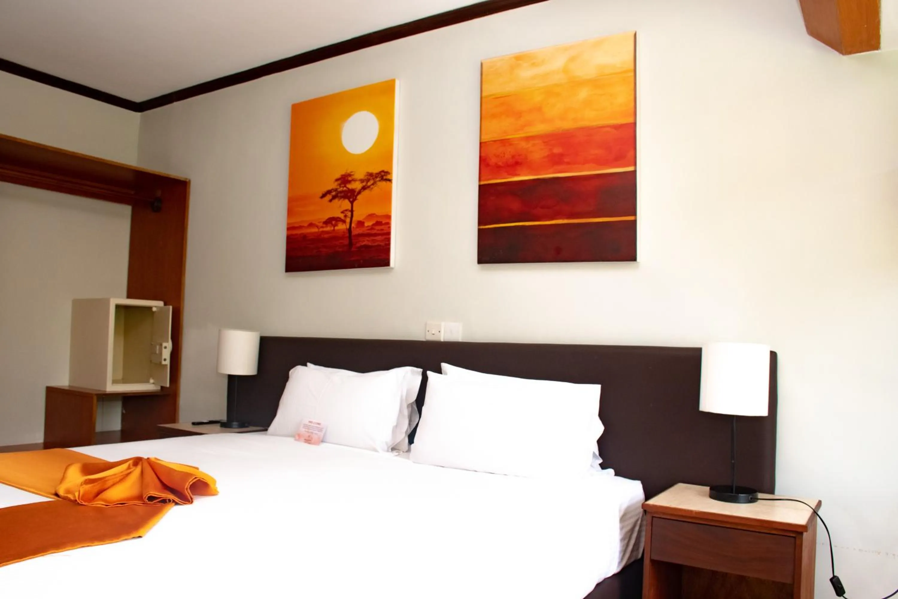 Bed in Hotel Boulevard Nairobi, City Centre CBD