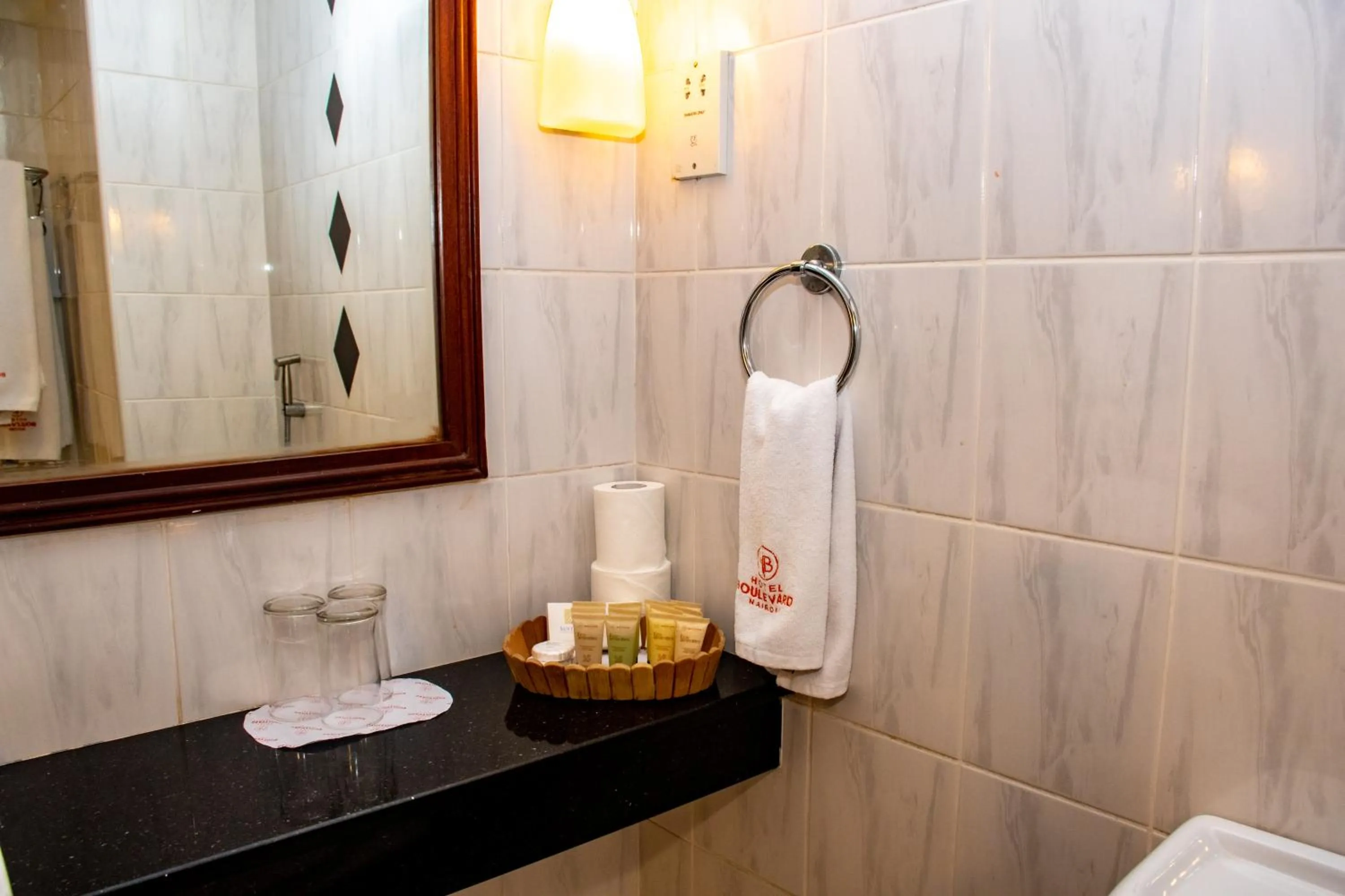 Bathroom in Hotel Boulevard Nairobi, City Centre CBD