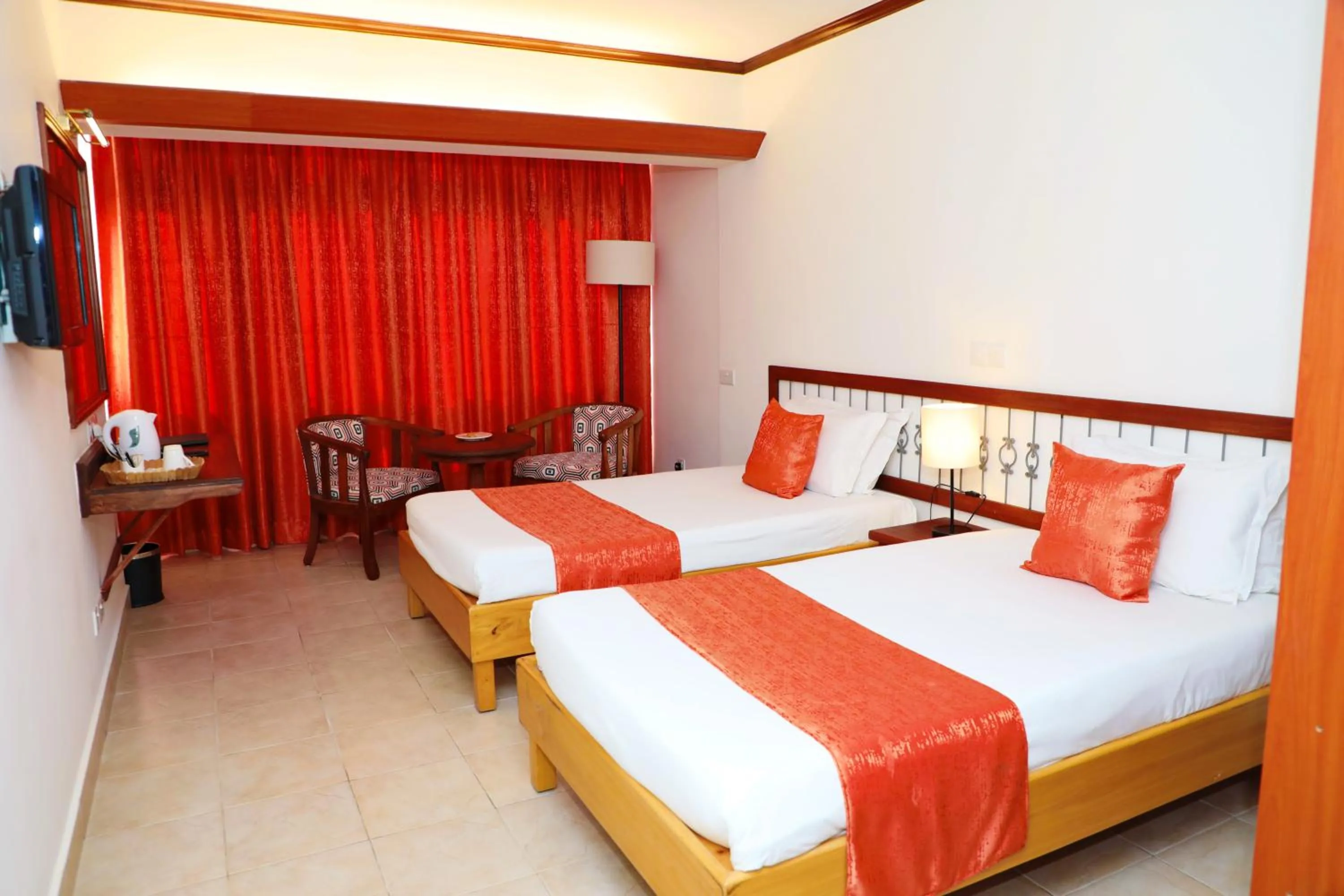 Bedroom, Bed in Hotel Boulevard Nairobi, City Centre CBD