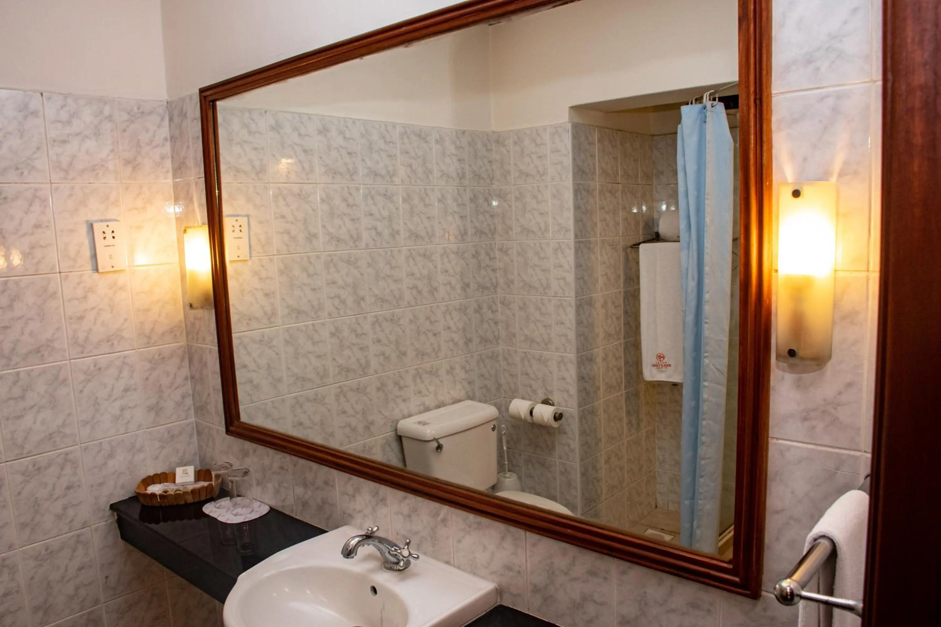 Bathroom in Hotel Boulevard Nairobi, City Centre CBD