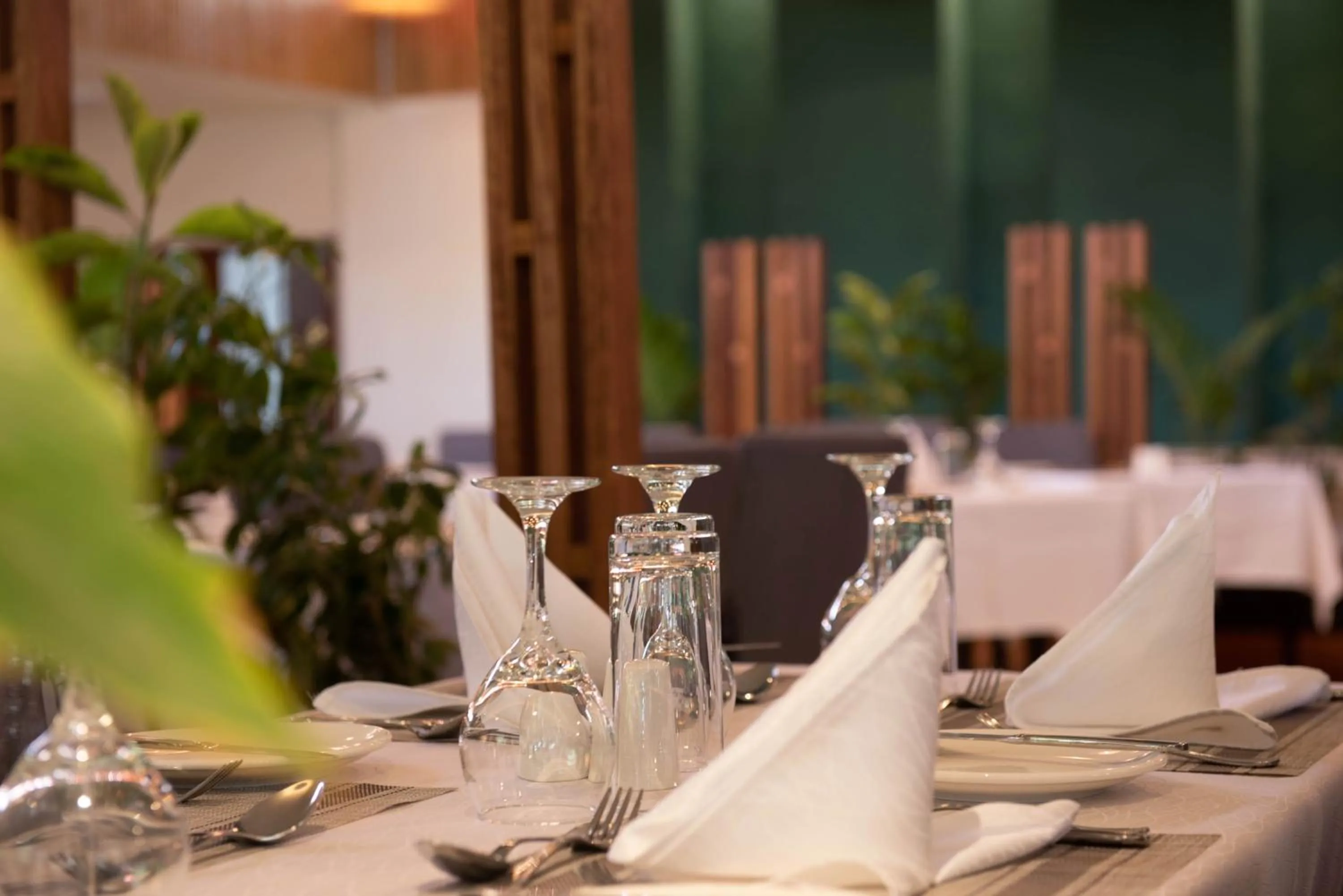 Restaurant/places to eat in Hotel Boulevard Nairobi, City Centre CBD