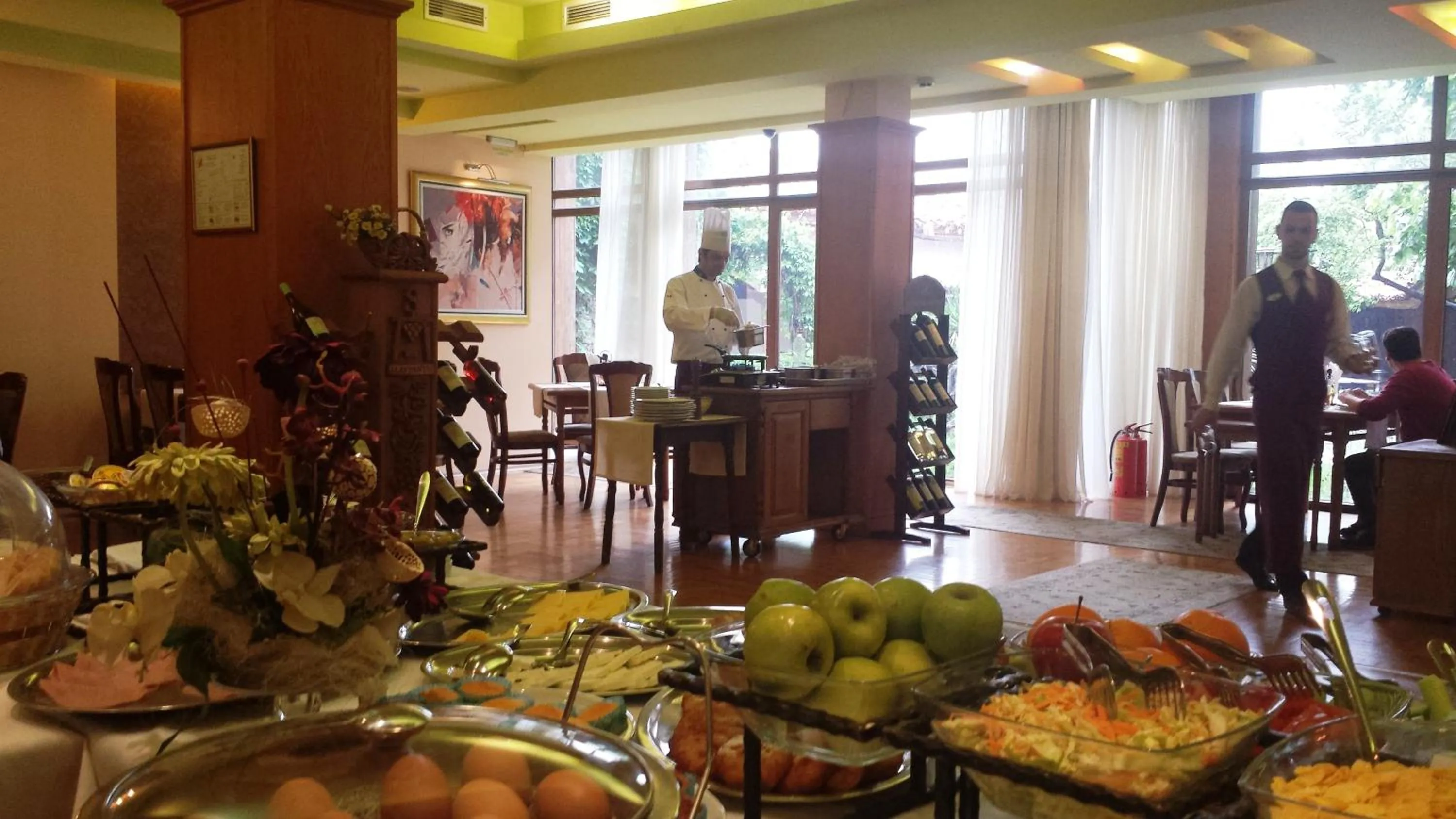 Food in National Palace Wine & Spa Hotel