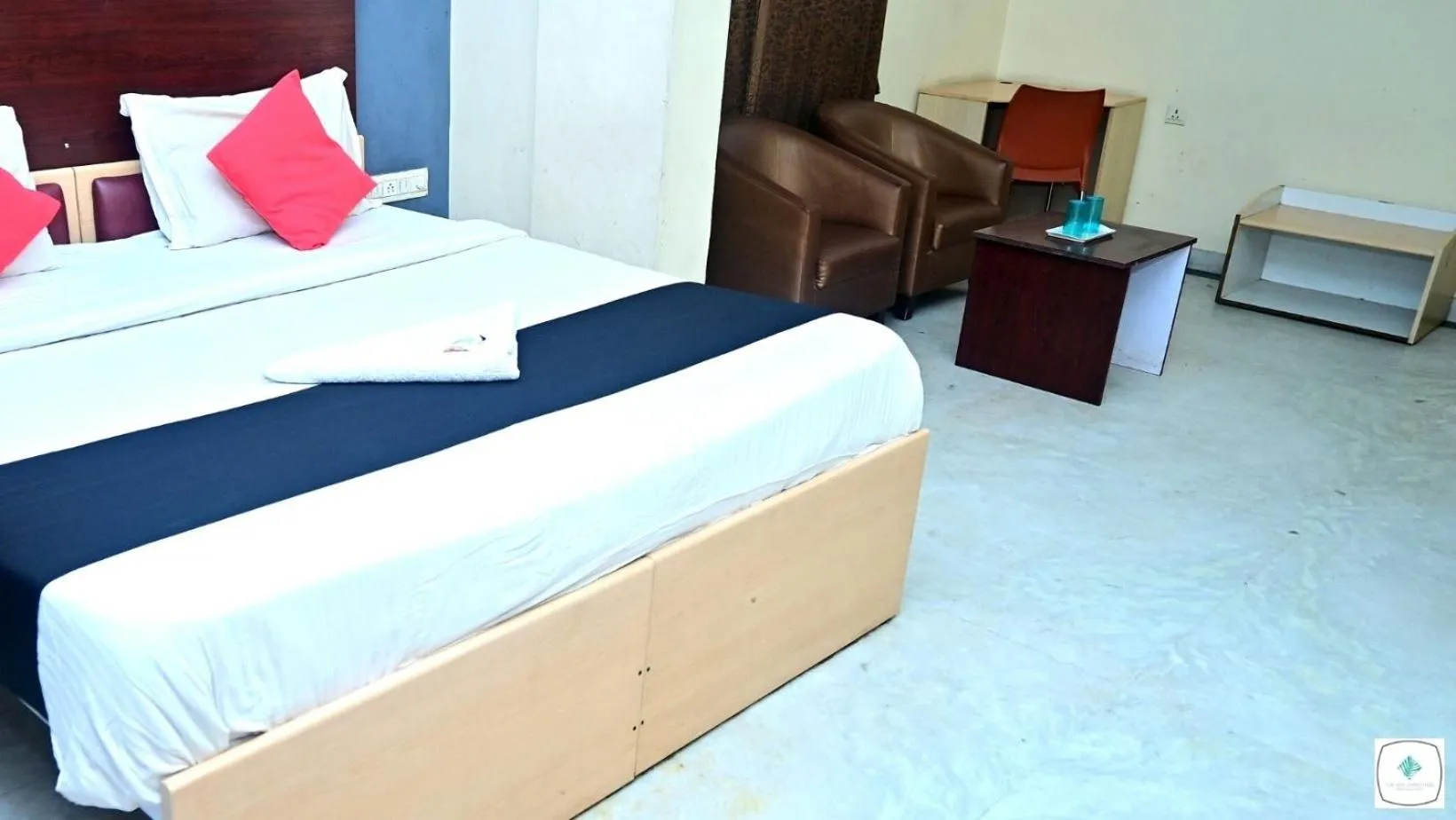 Bed in The Roy Grand Inns