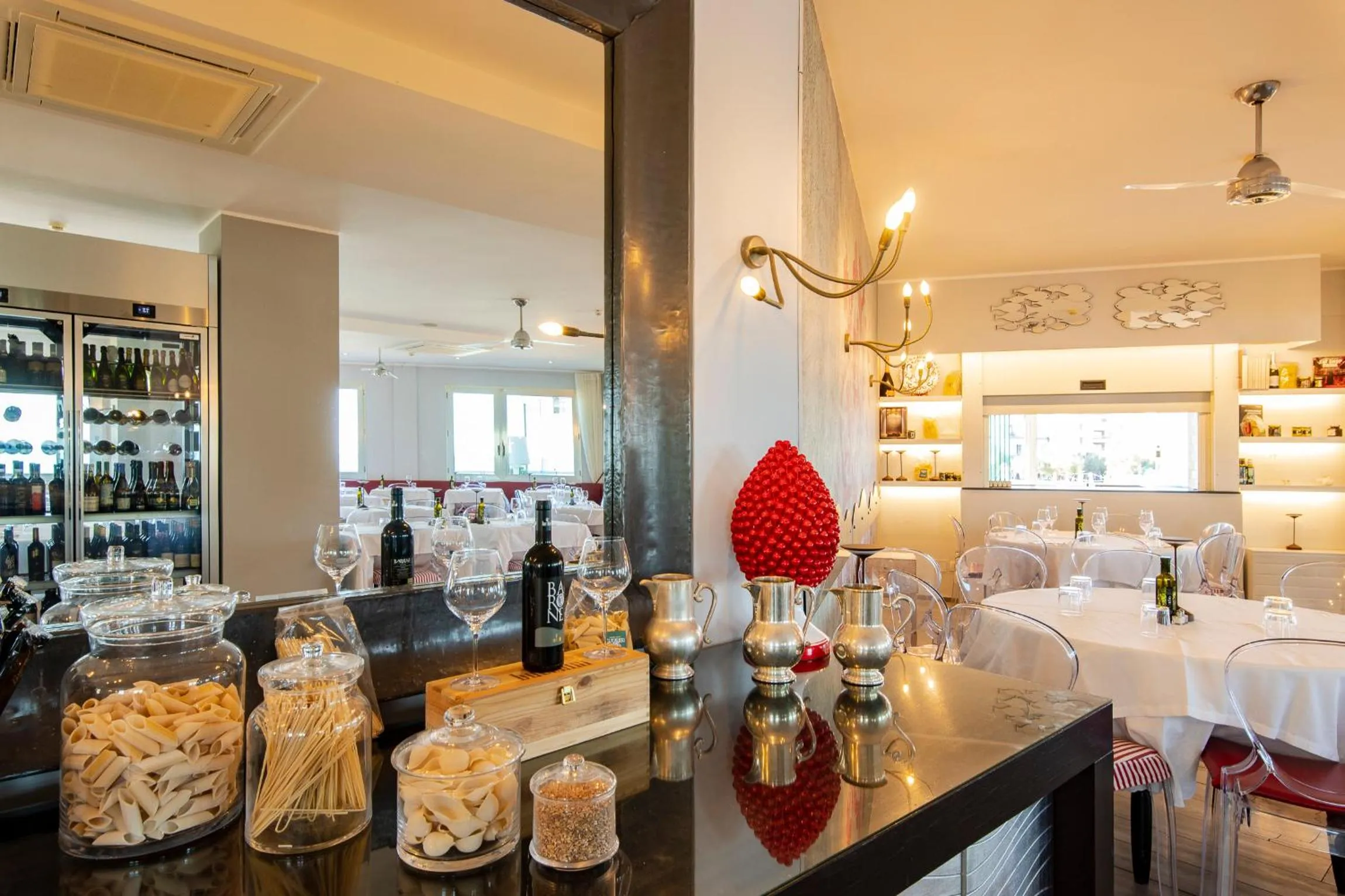 Restaurant/places to eat in UNAHOTELS Imperial Sport Hotel