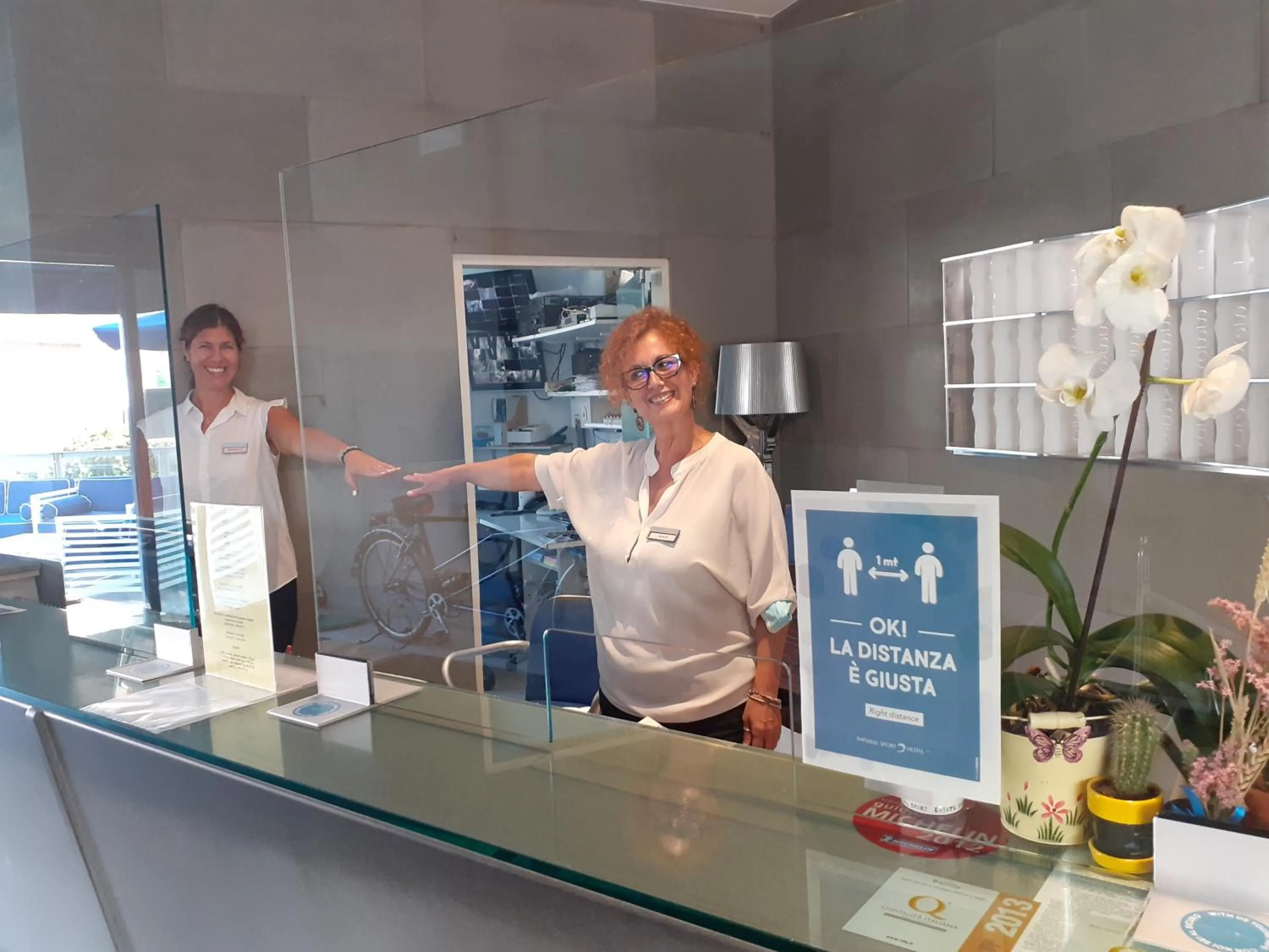 Lobby or reception in UNAHOTELS Imperial Sport Hotel