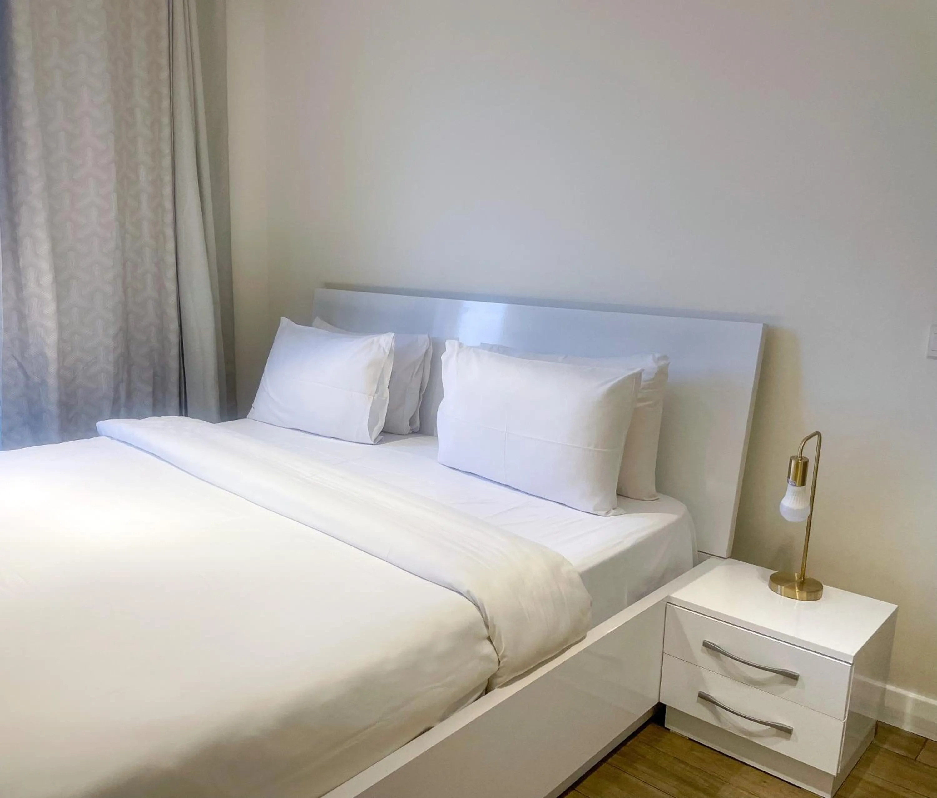 Bedroom, Bed in Accra Luxury Apartments @ Pearl