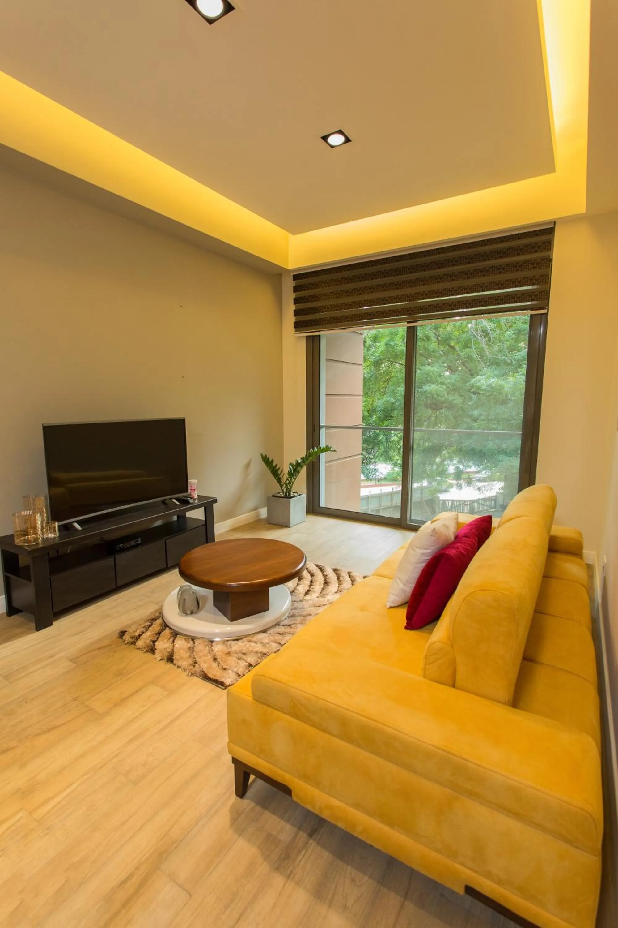 TV and multimedia in Accra Luxury Apartments @ Pearl