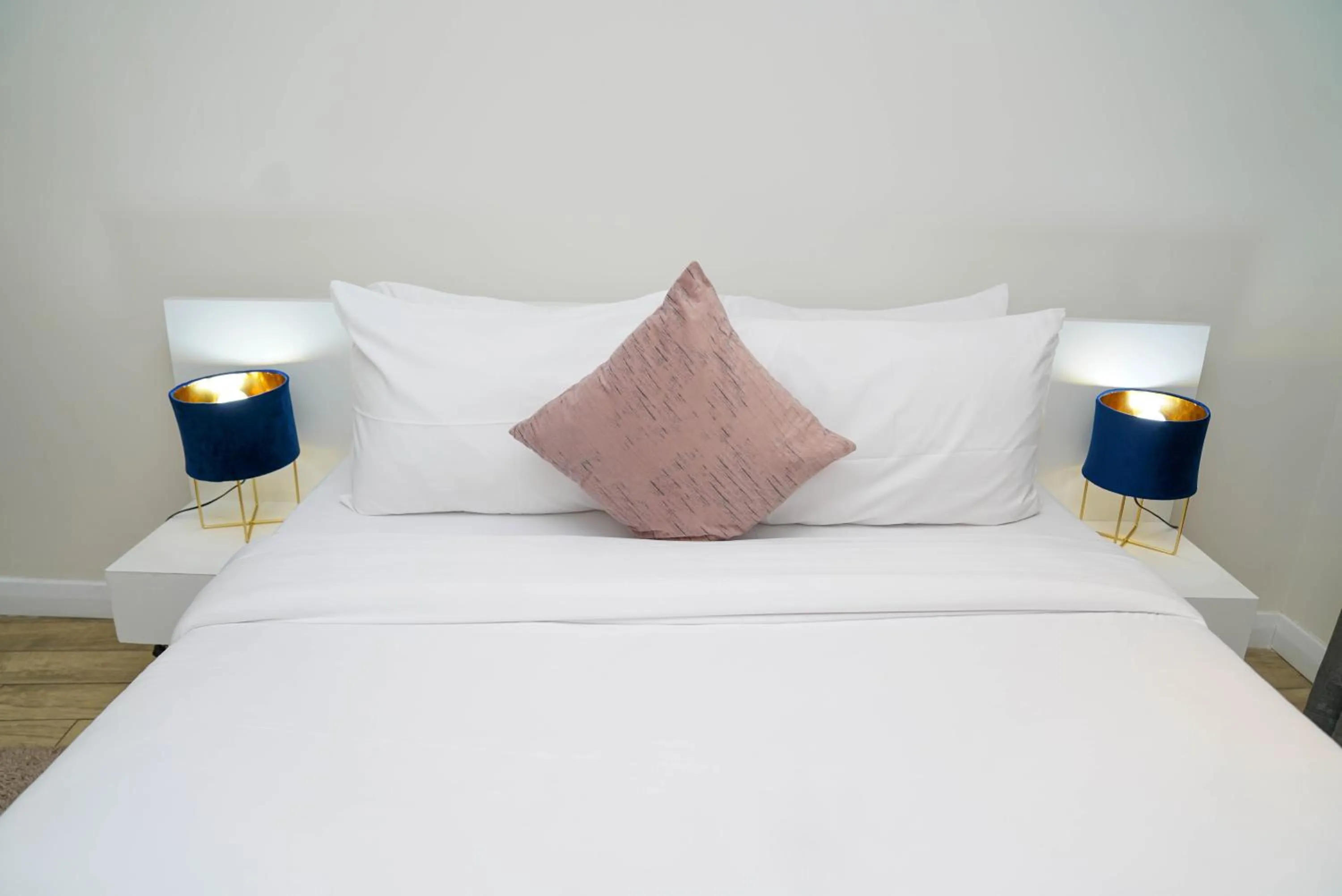 Bedroom, Bed in Accra Luxury Apartments @ Pearl