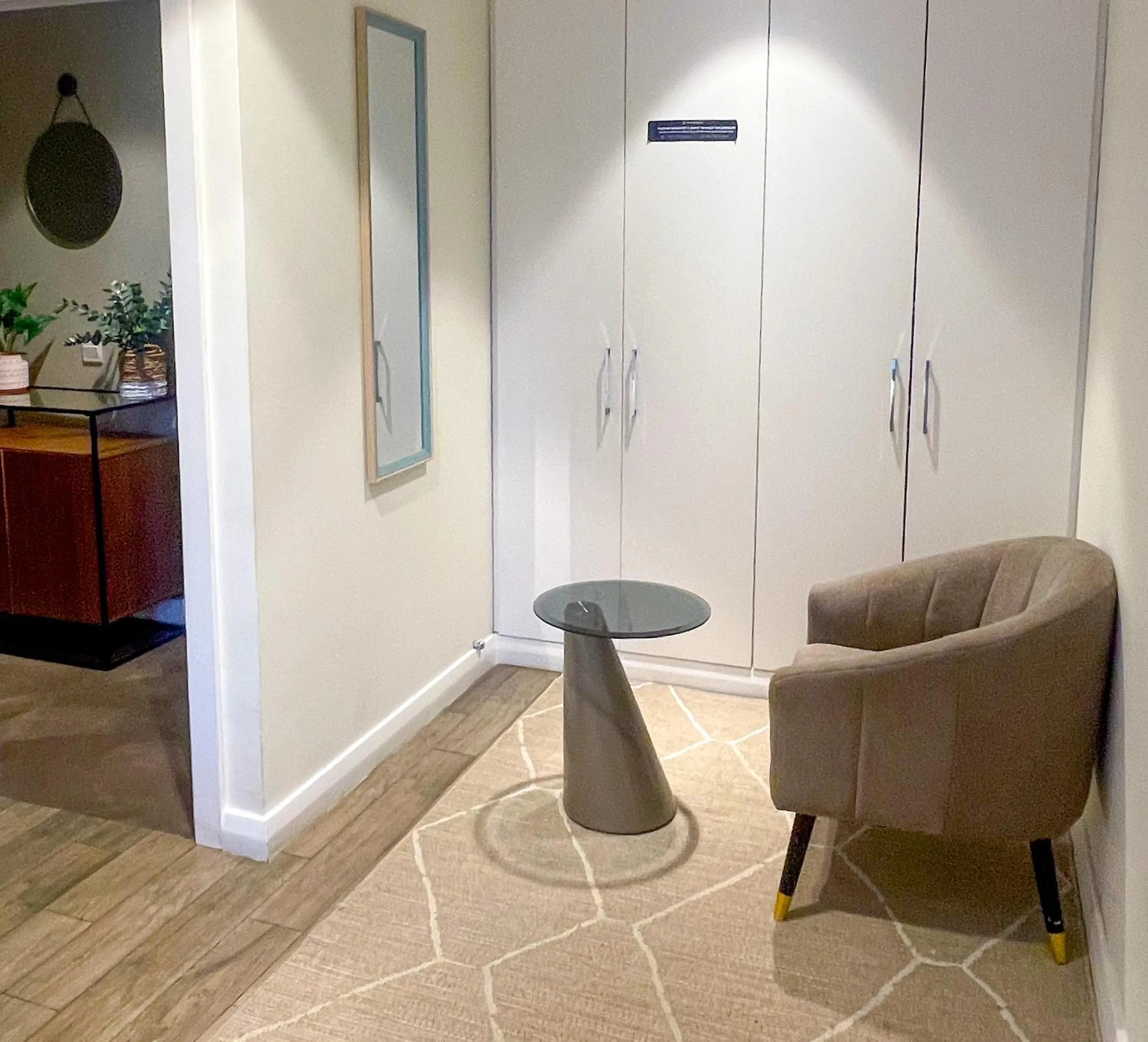 room service in Accra Luxury Apartments @ Pearl