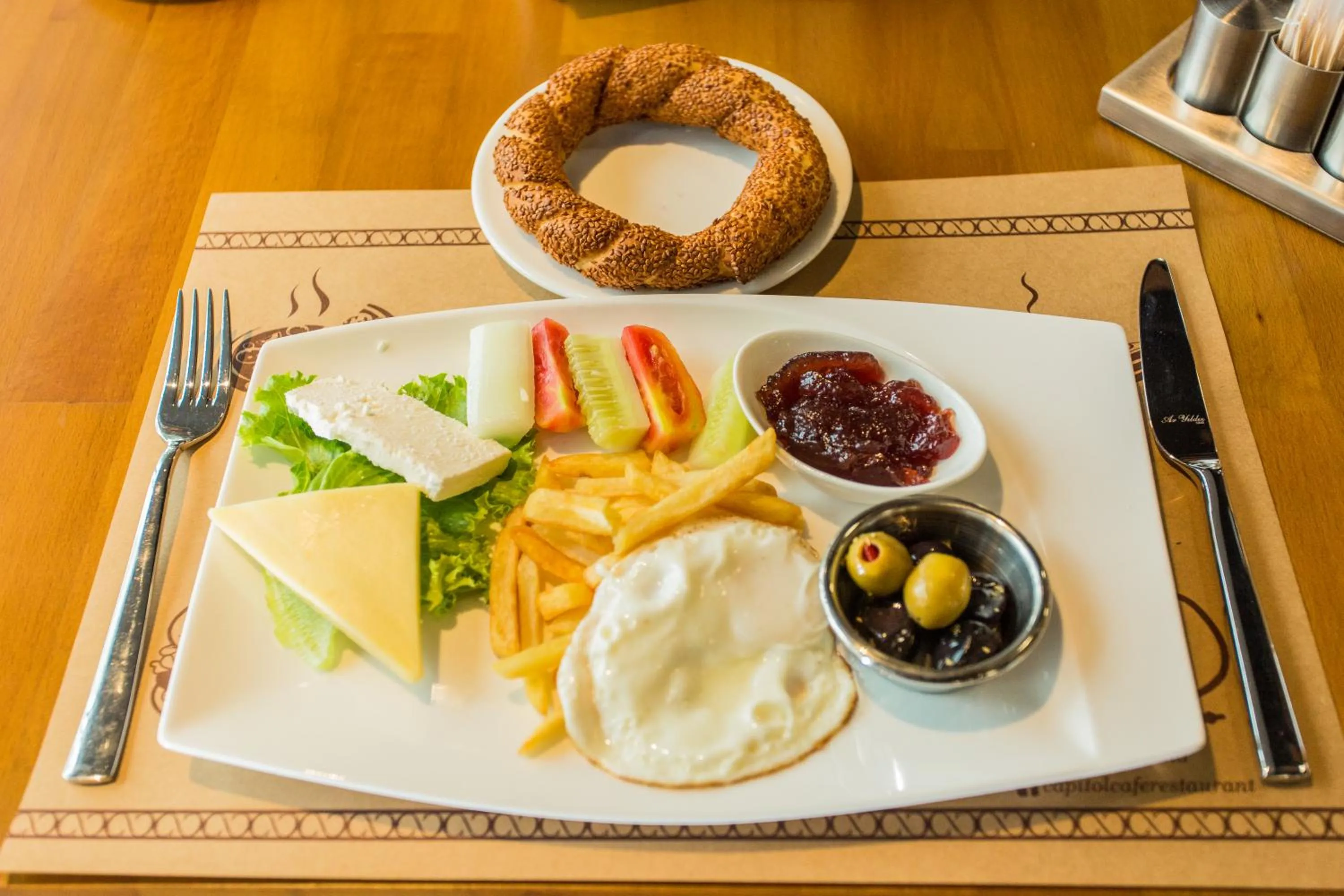 Food and drinks in Accra Luxury Apartments @ Pearl