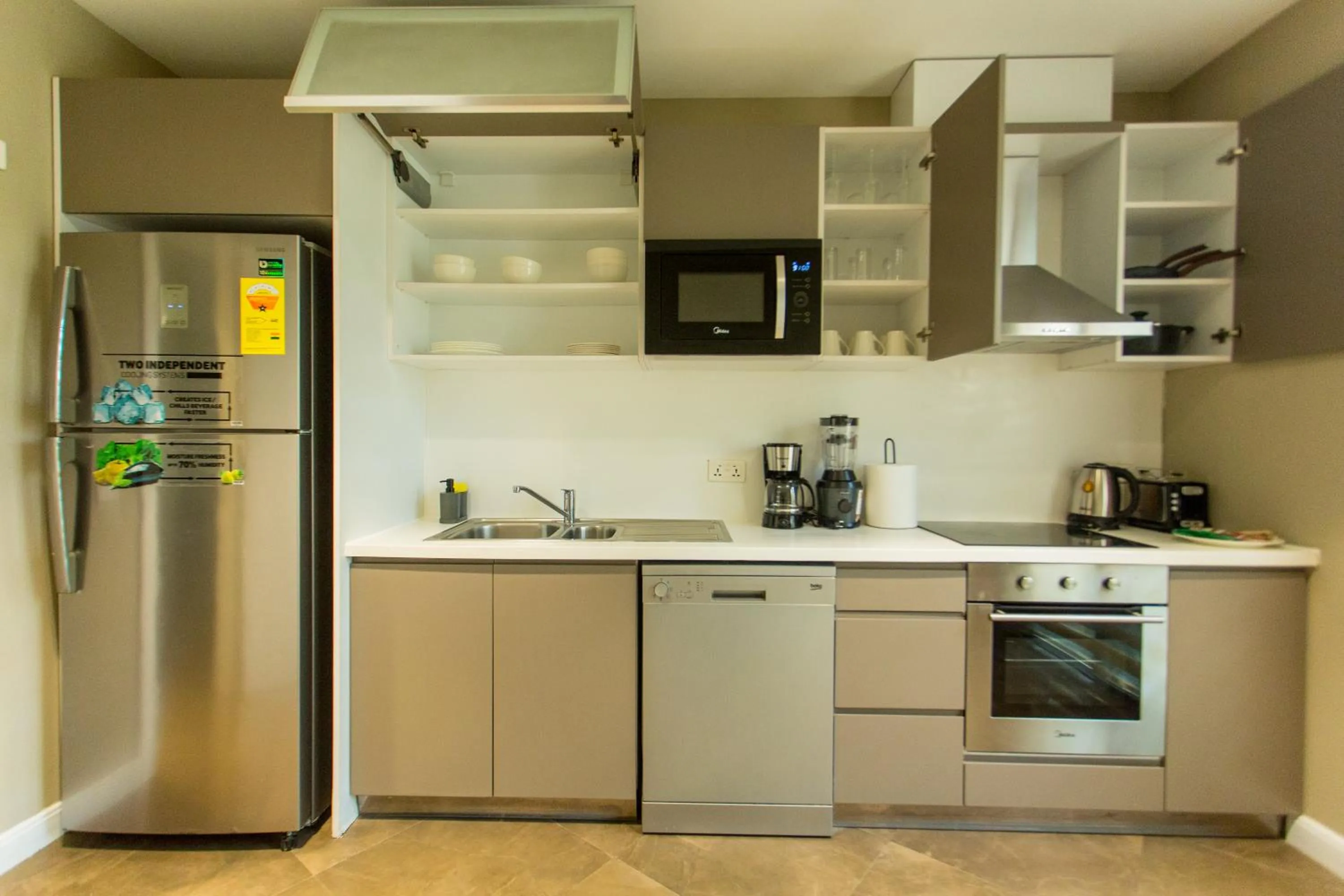 kitchen in Accra Luxury Apartments @ Pearl