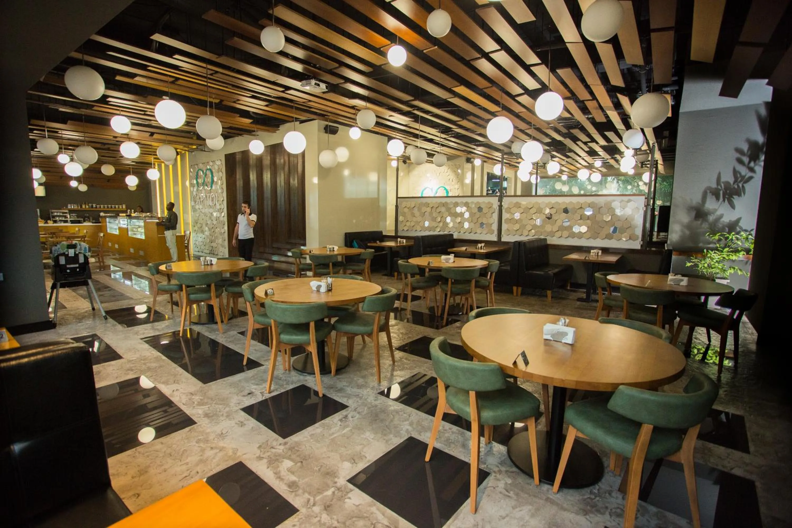 Restaurant/places to eat in Accra Luxury Apartments @ Pearl