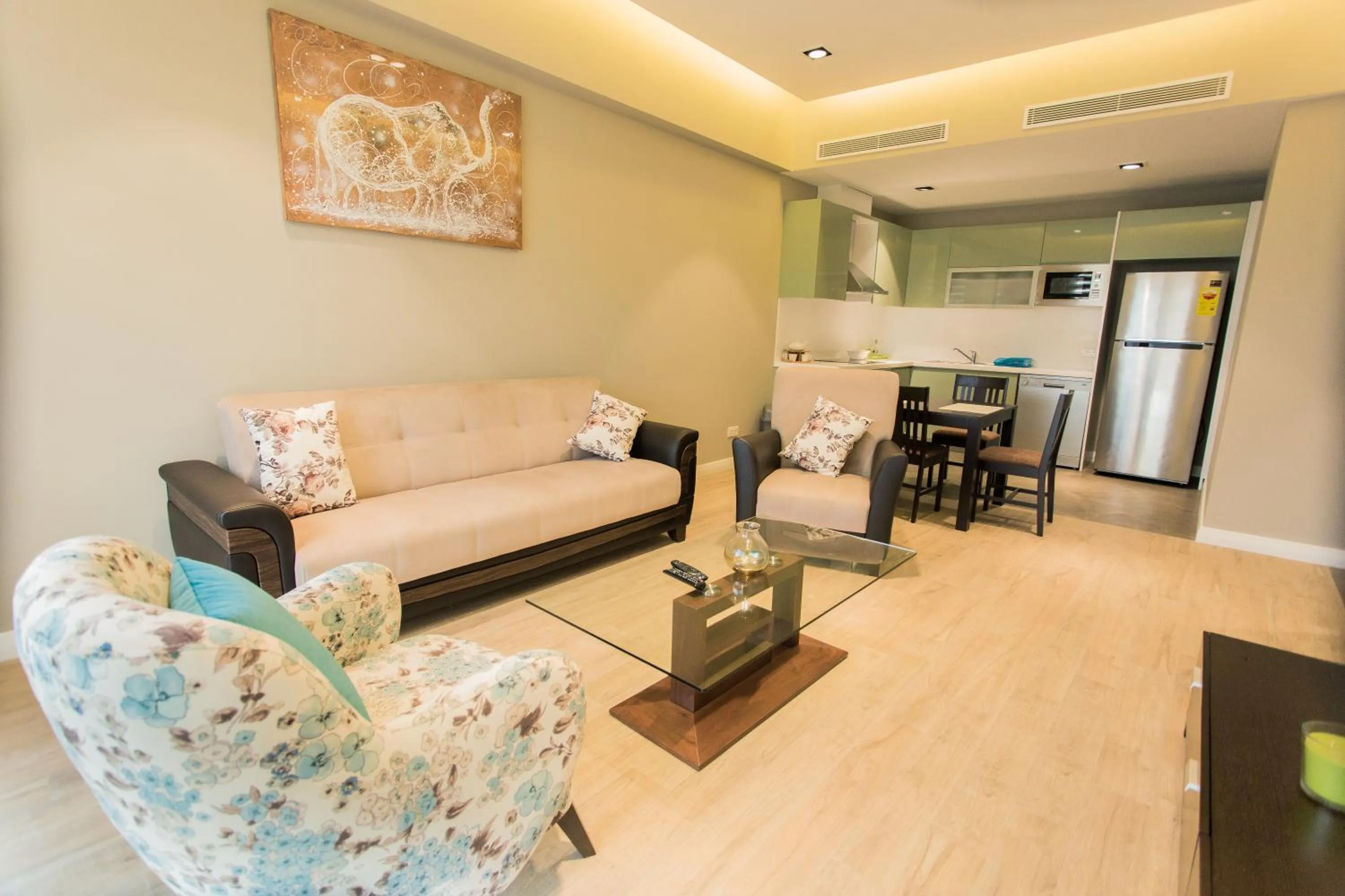 Living room in Accra Luxury Apartments @ Pearl