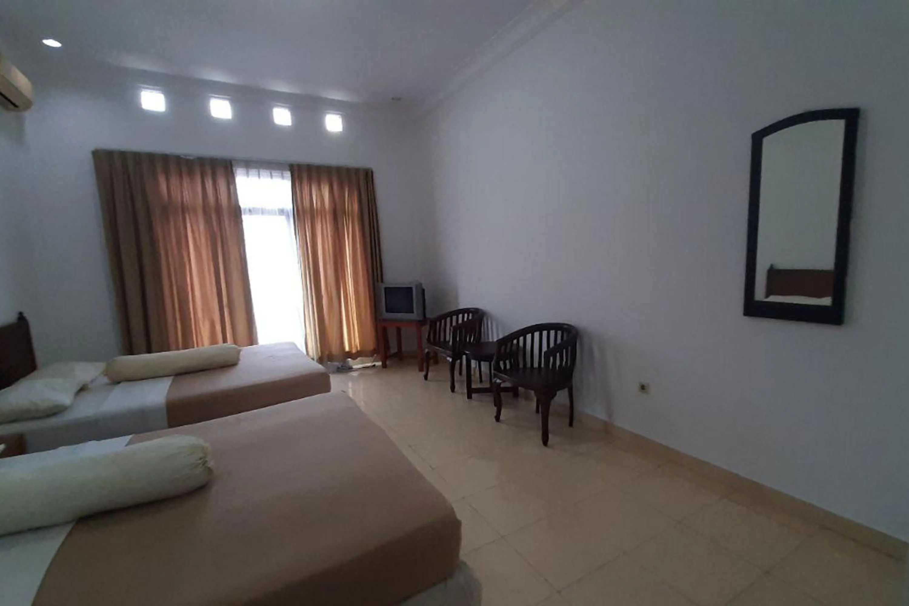 Bed in Hotel Akbar Banyumas RedPartner