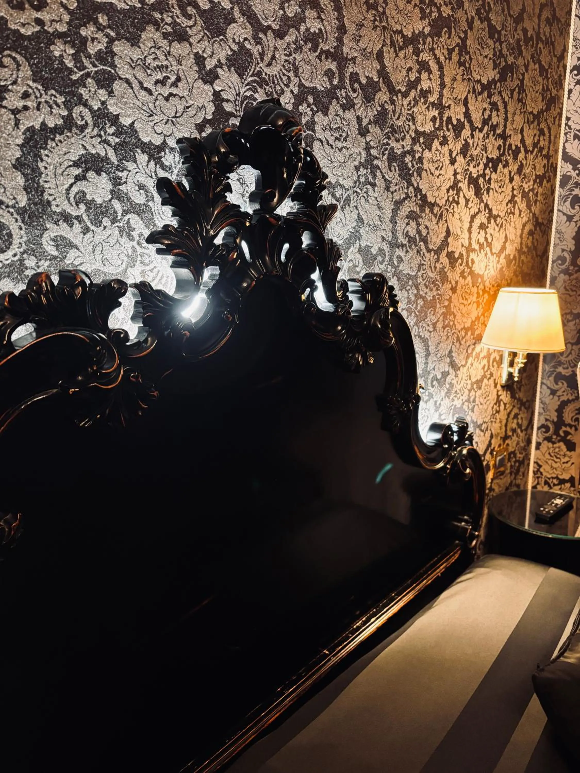 Bed in Hotel al Graspo de Ua