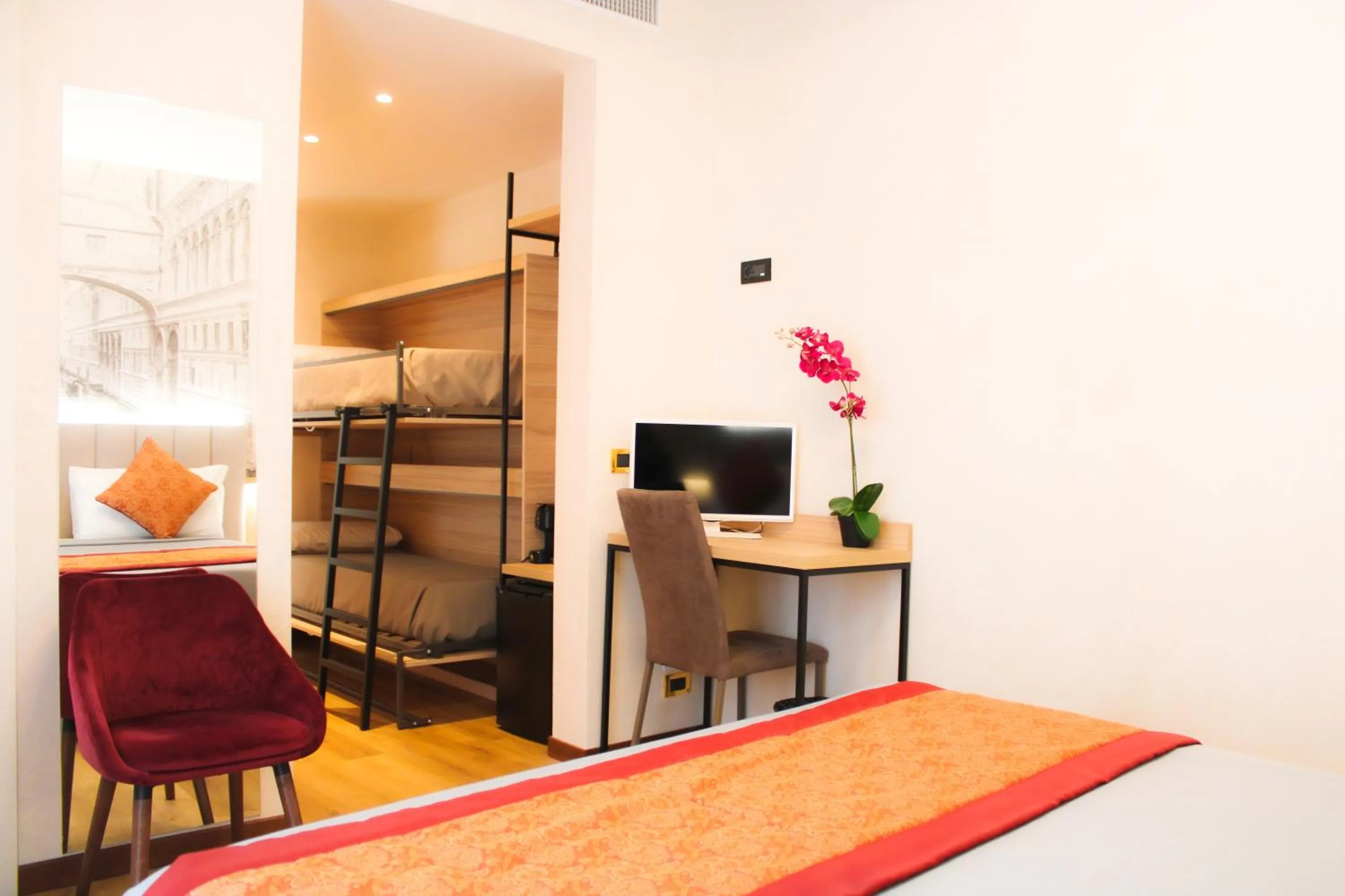 Bed in Hotel al Graspo de Ua