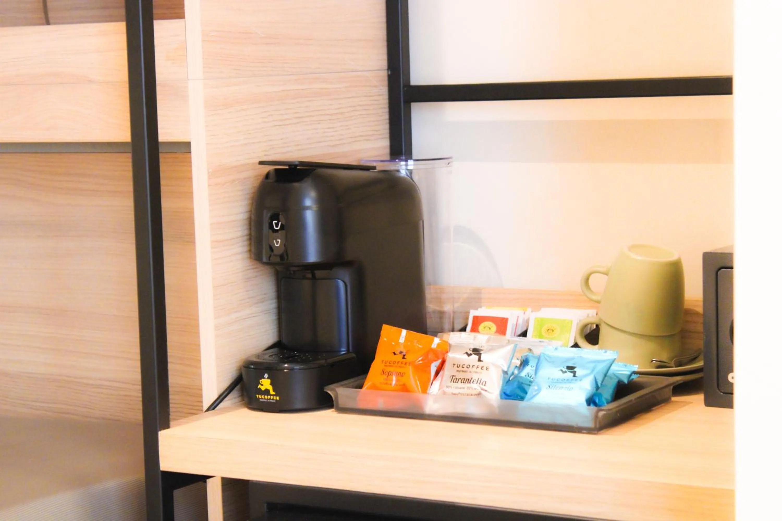 Coffee/tea facilities in Hotel al Graspo de Ua