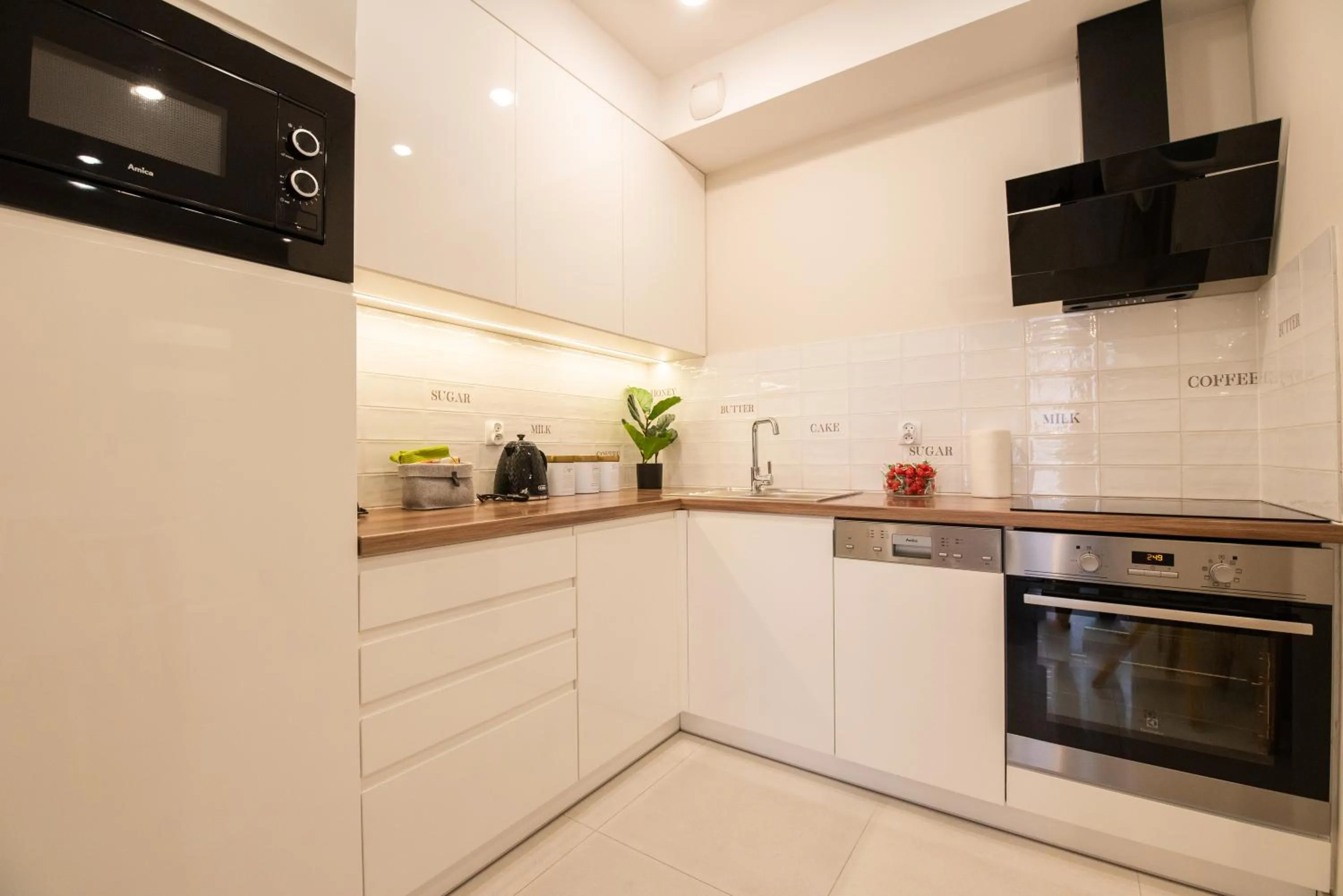 Kitchen or kitchenette in City Lights Kazimierz