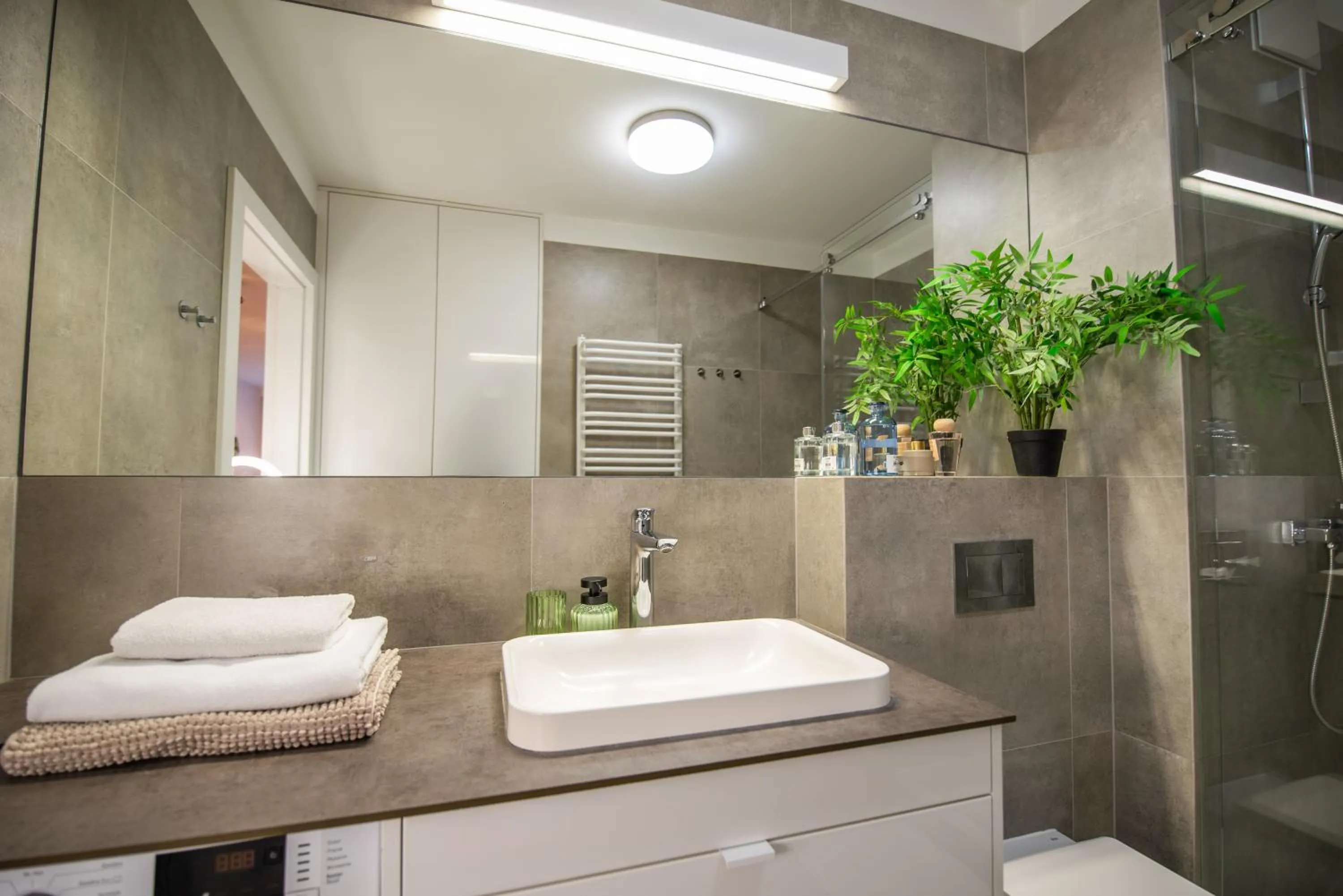 Bathroom in City Lights Kazimierz