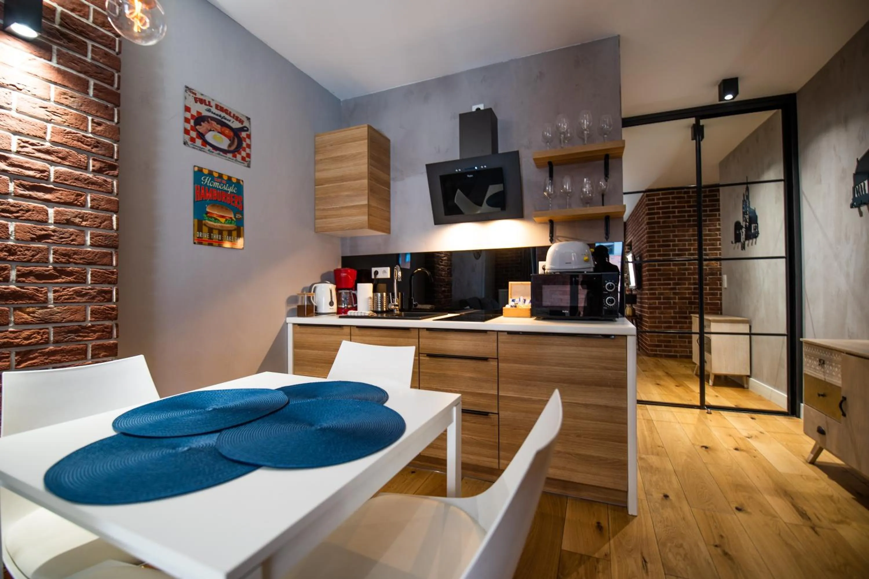 Kitchen or kitchenette in City Lights Kazimierz