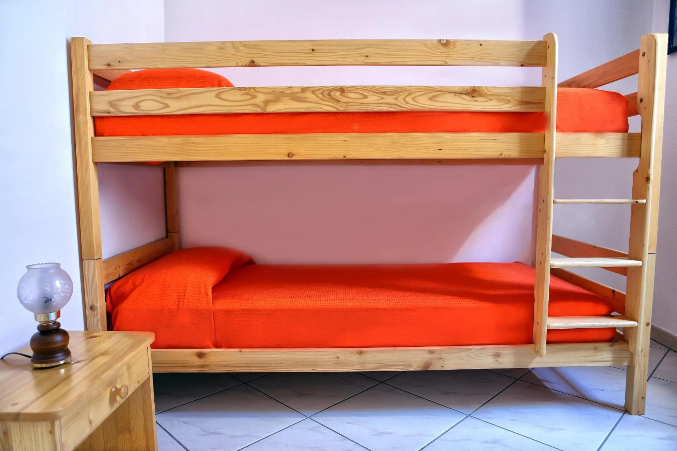 Kitchen or kitchenette, Bed in Appartamenti Marinelli - Santa Maria di Leuca