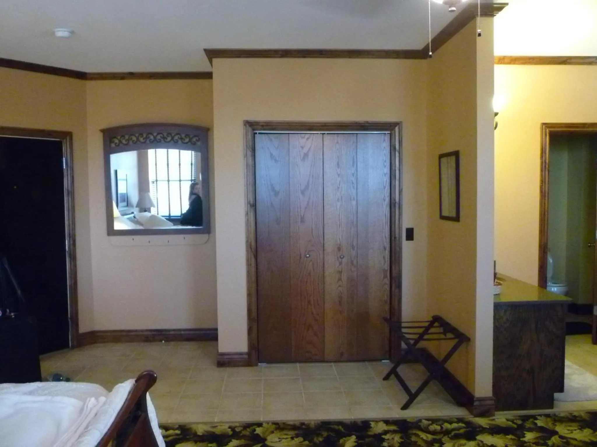 View (from property/room), Bed in Caldwell Messenger Suites