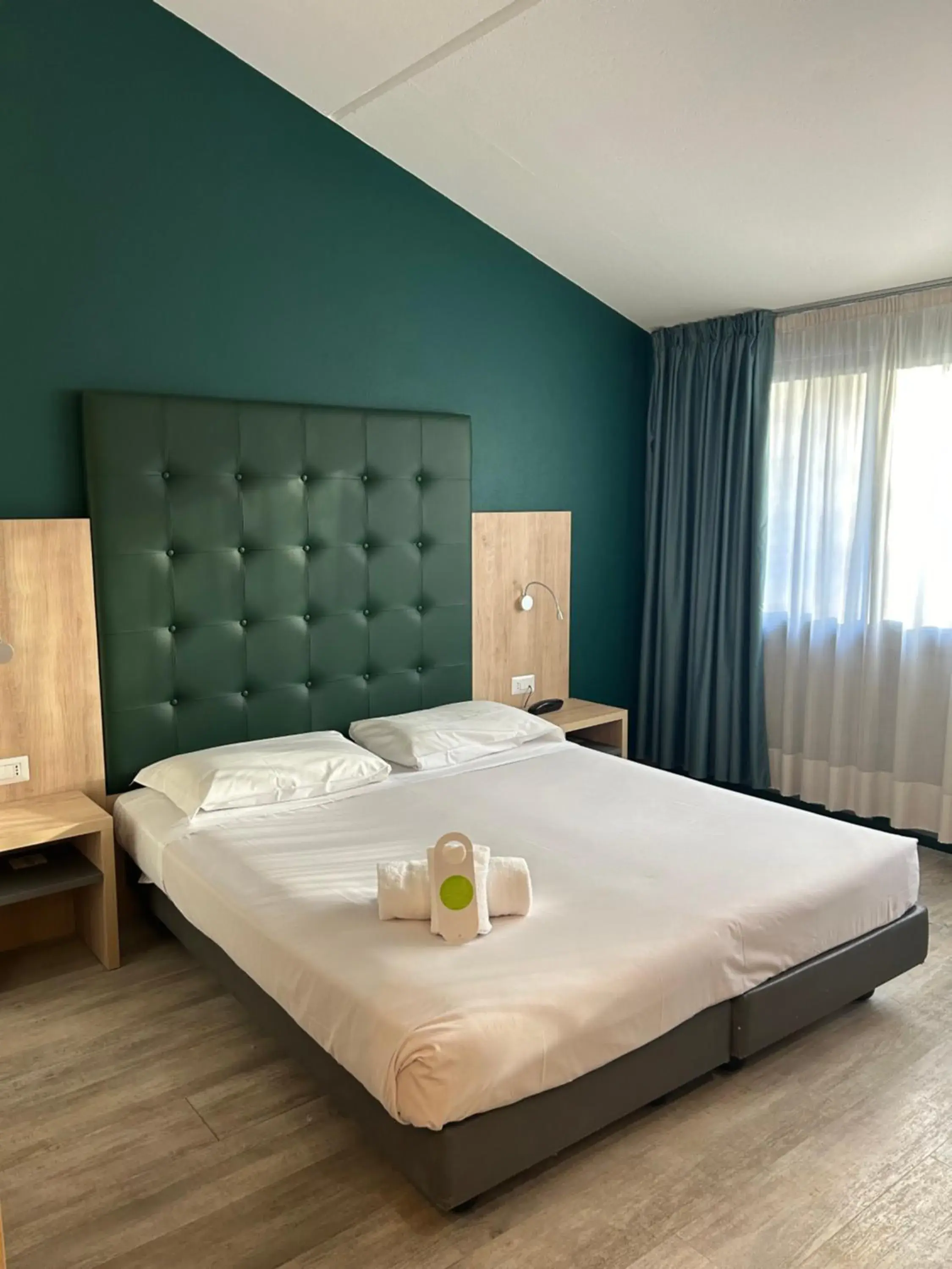 Triple Room in Green Hotel Triple Room in Green Hotel