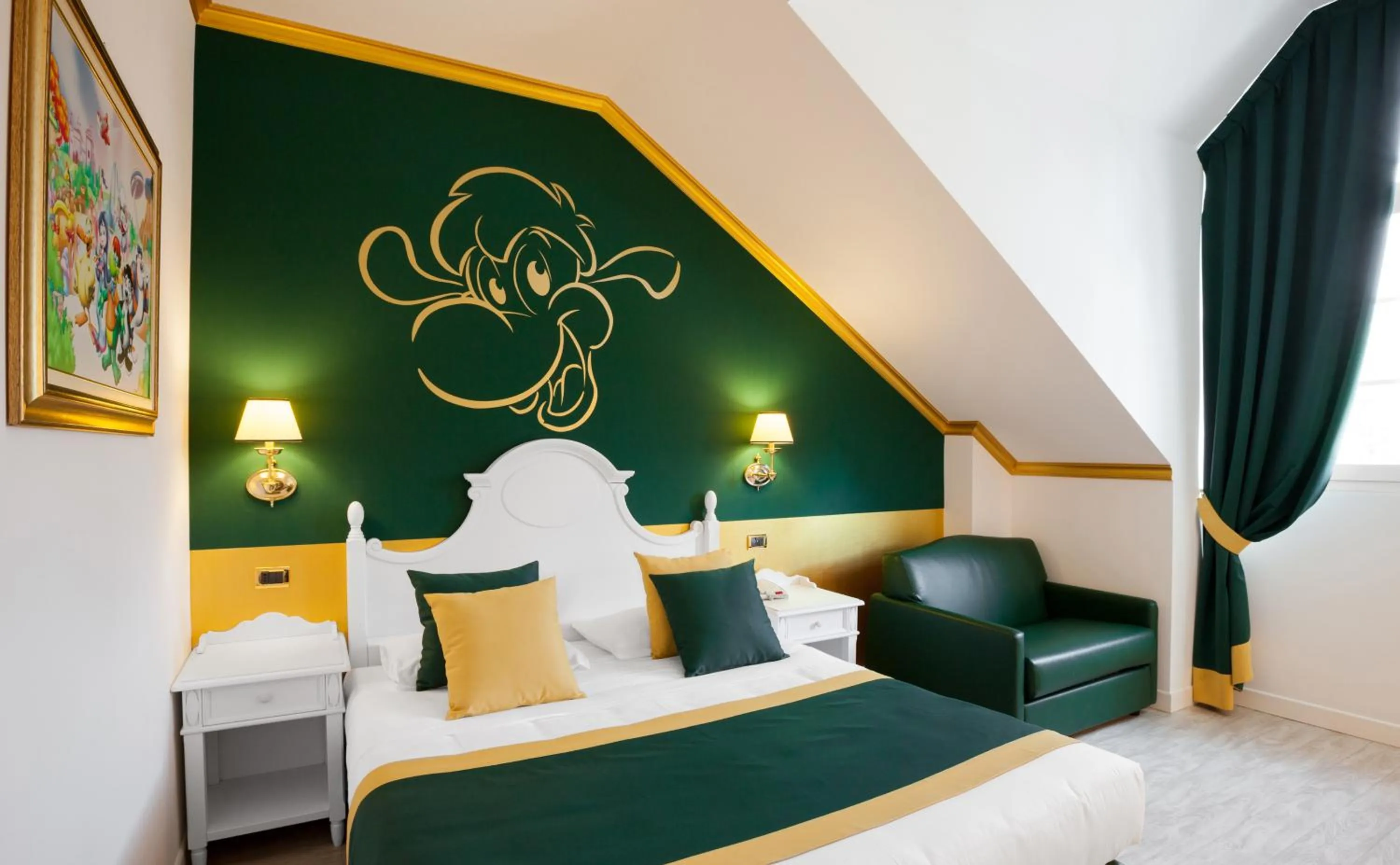 Bedroom, Bed in Gardaland Hotel