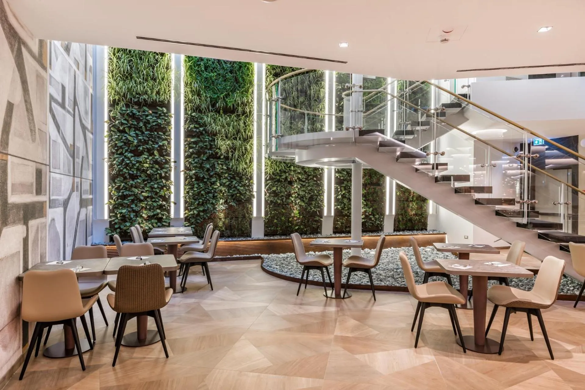 Restaurant/places to eat in Hotel Firenze e Continentale