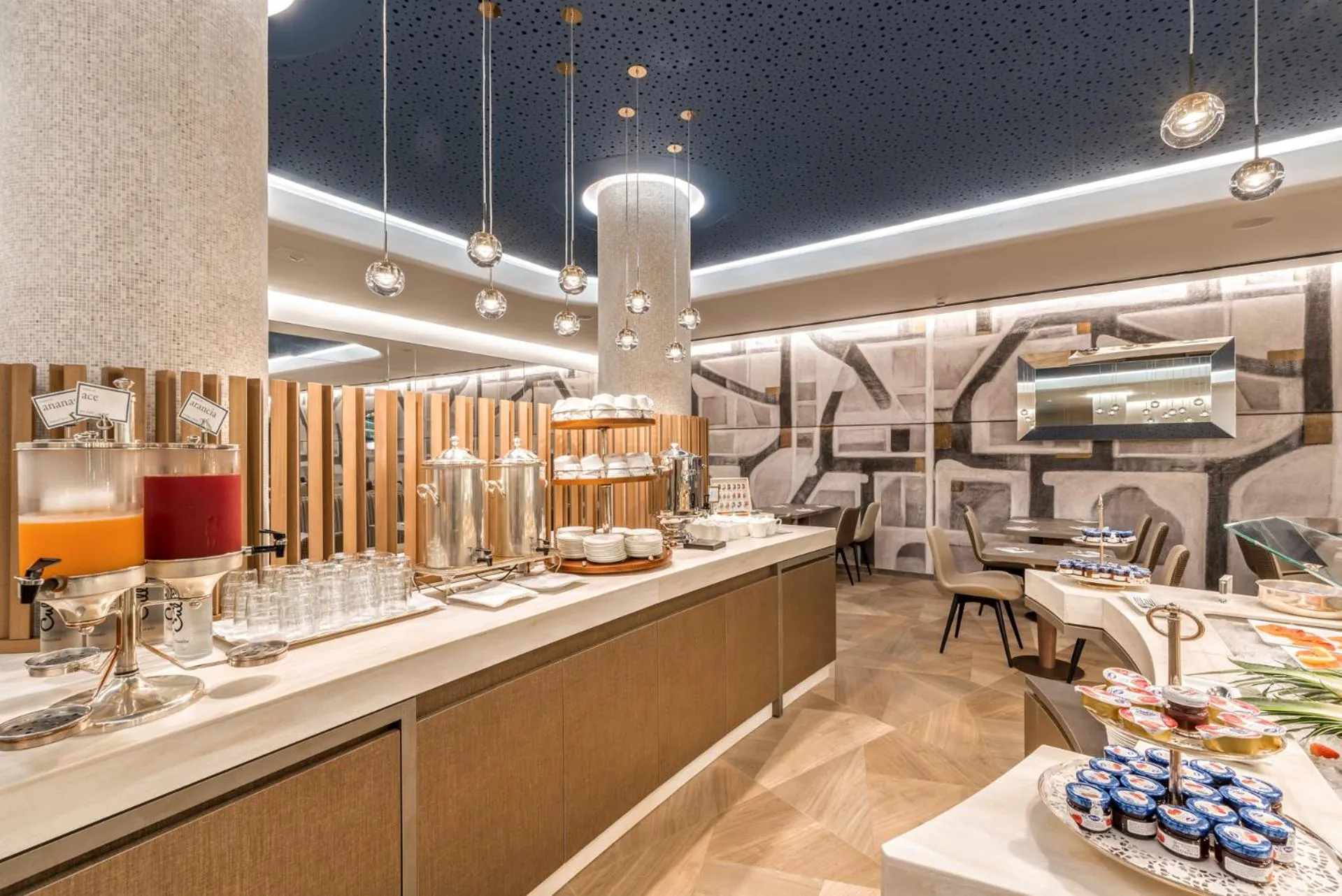 Restaurant/places to eat in Hotel Firenze e Continentale