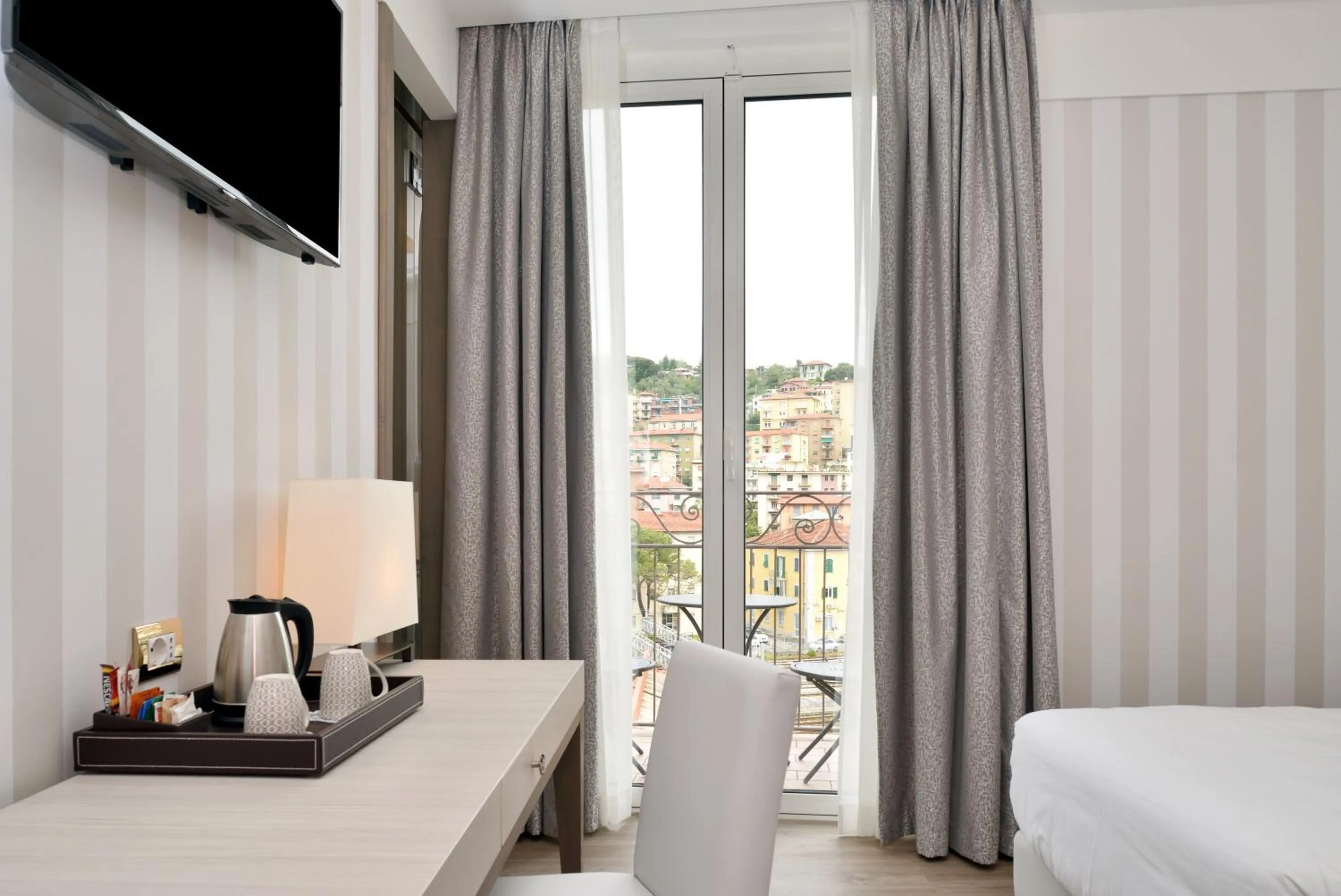 Bed in Hotel Firenze e Continentale