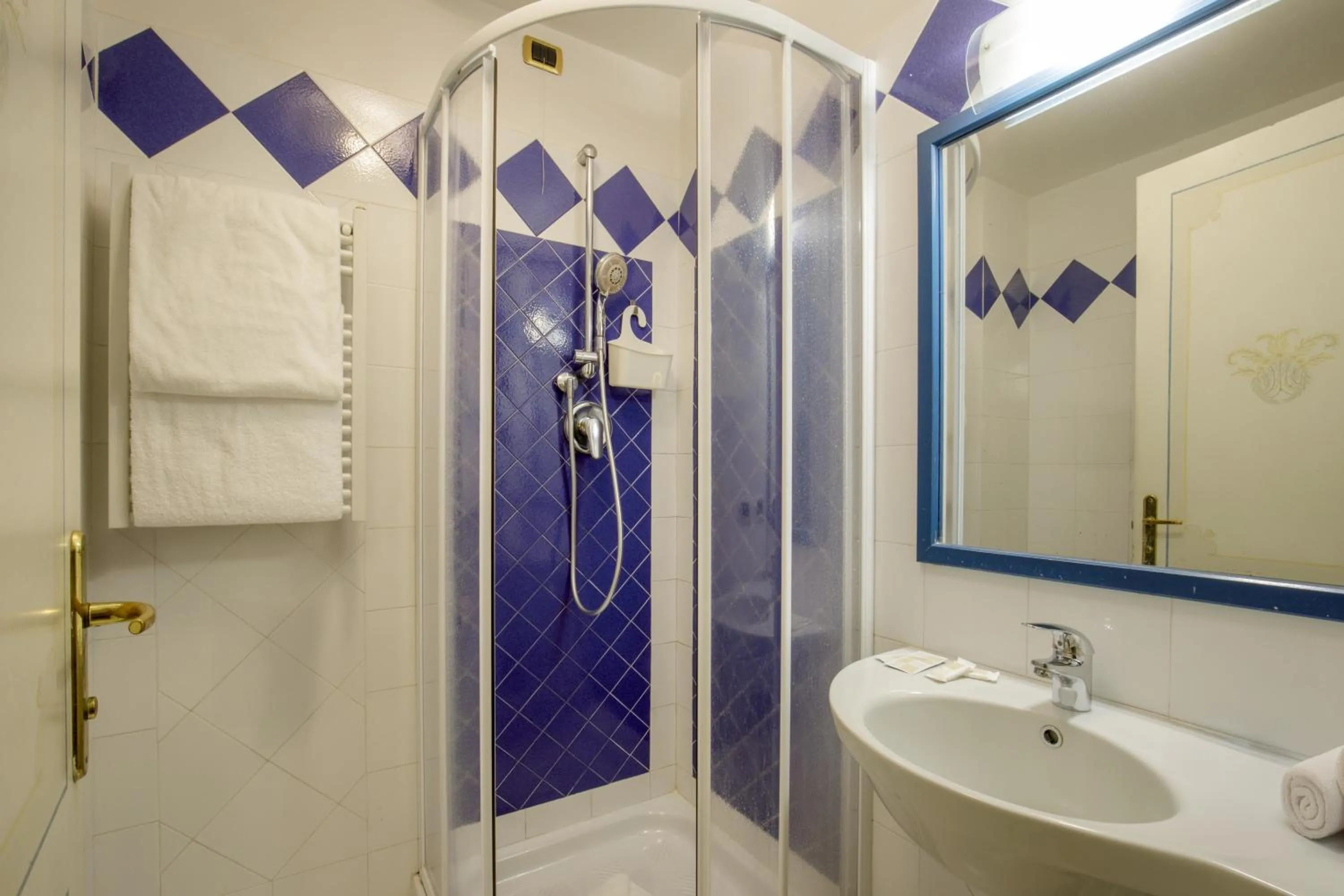 Bathroom in Hotel Alessandrino