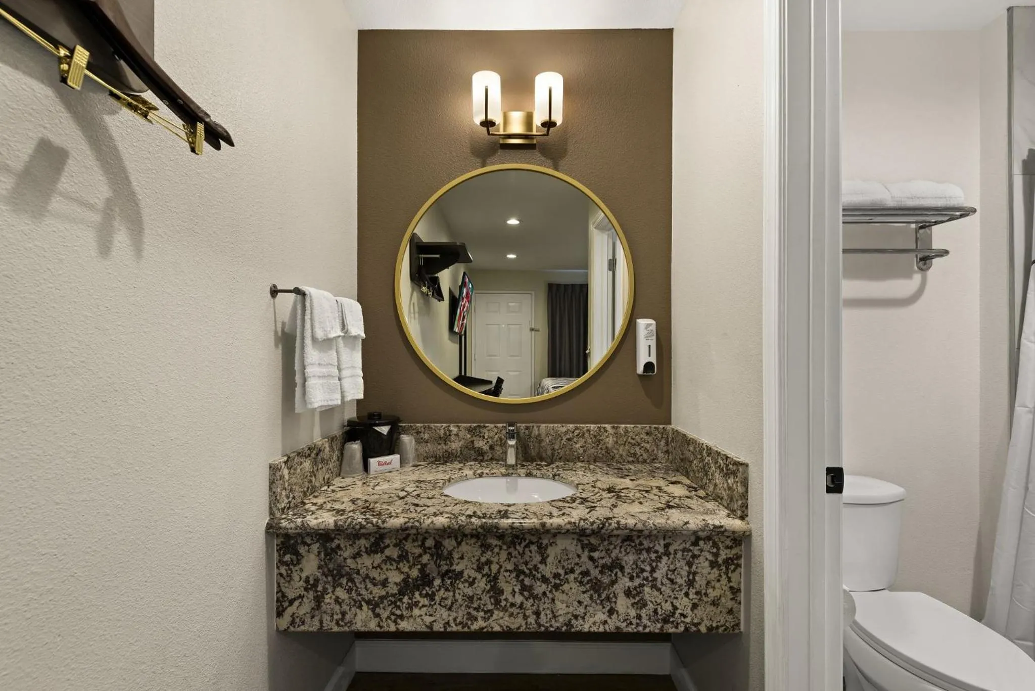 Bathroom in Red Roof Inn Carson - Wilmington, CA