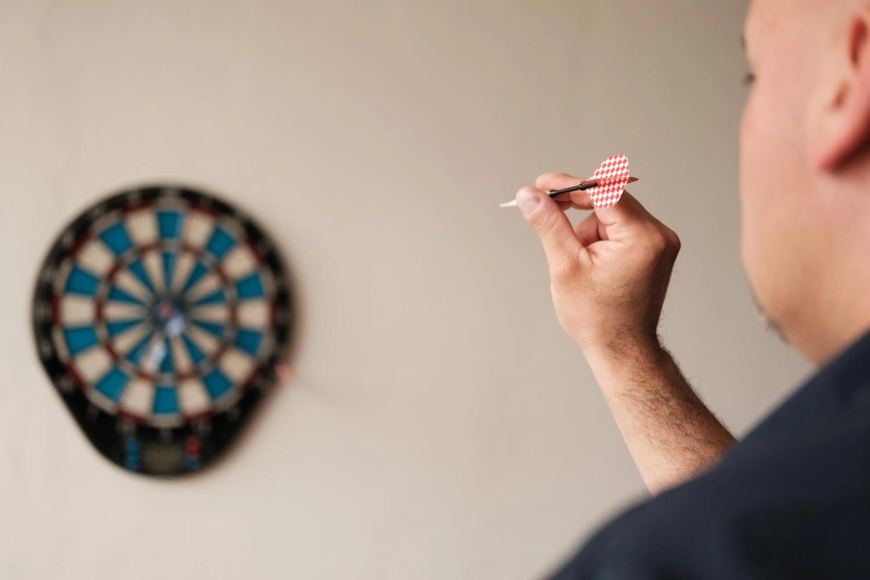 Darts in Leveli Coliving