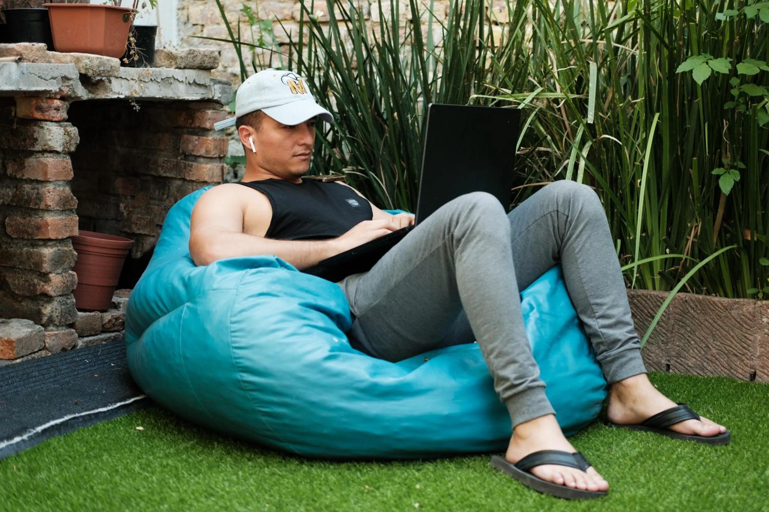 People in Leveli Coliving