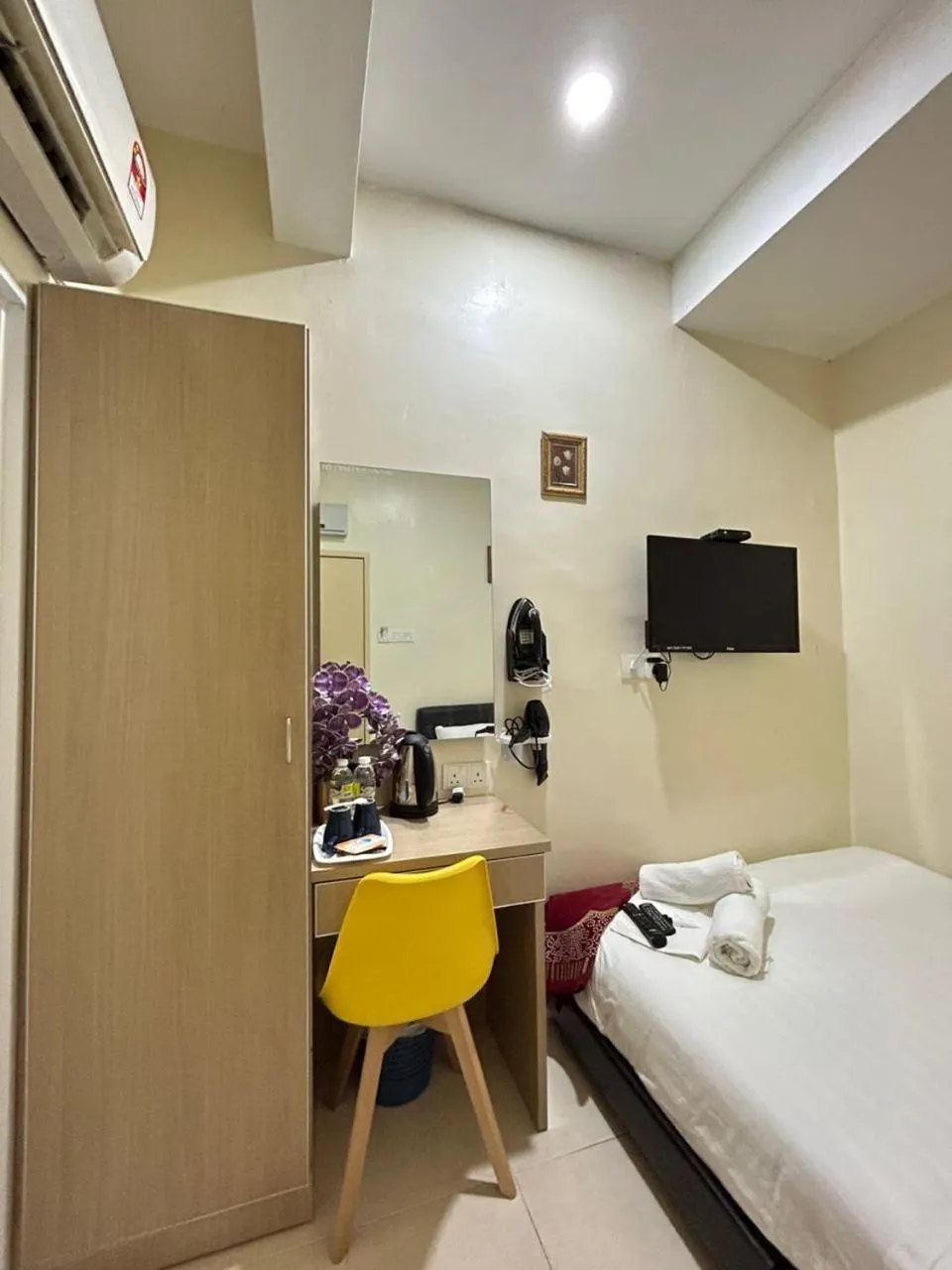 Bed in Noor Hotel Kangar