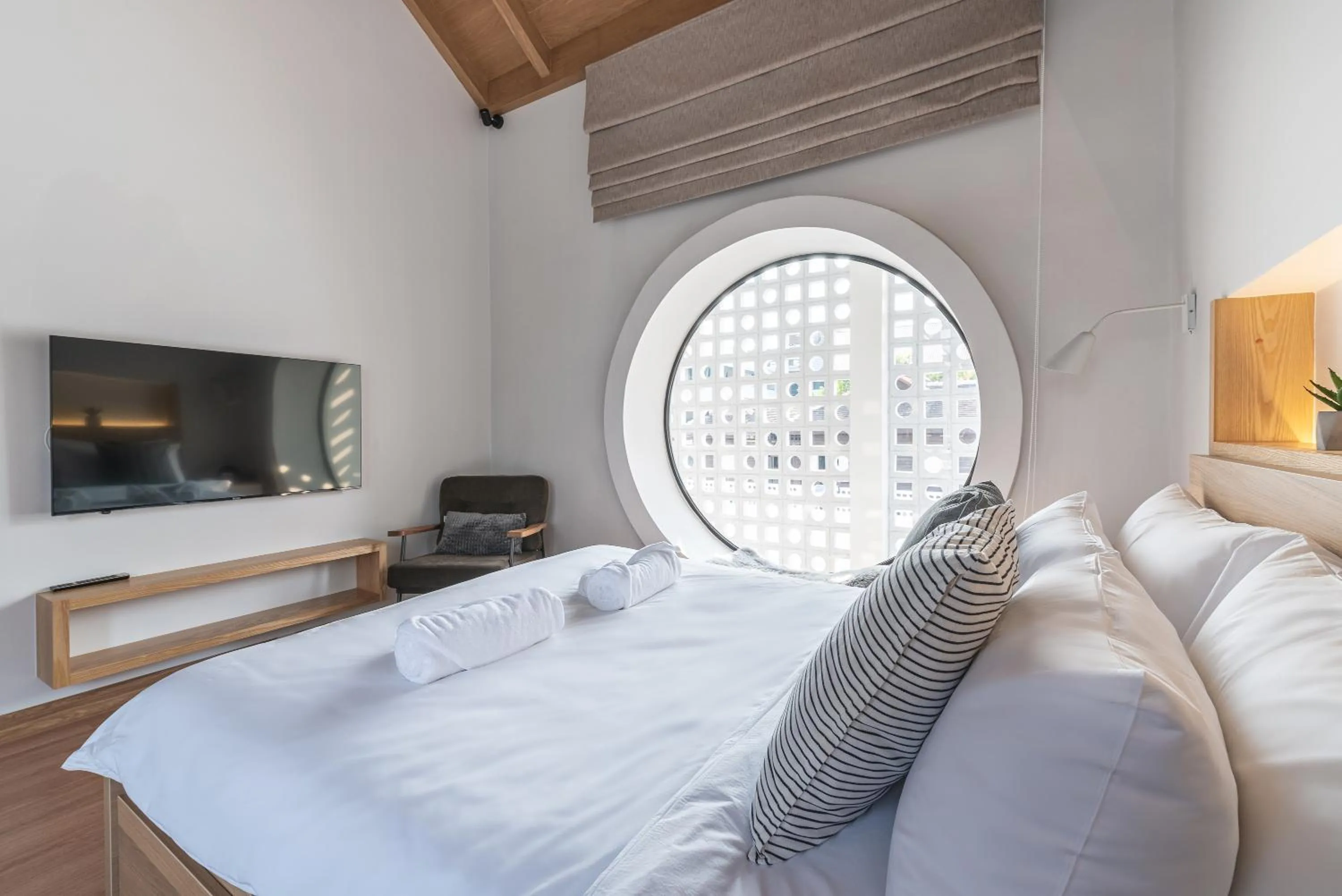 Bed in Eleven Pillar Site Chiangmai