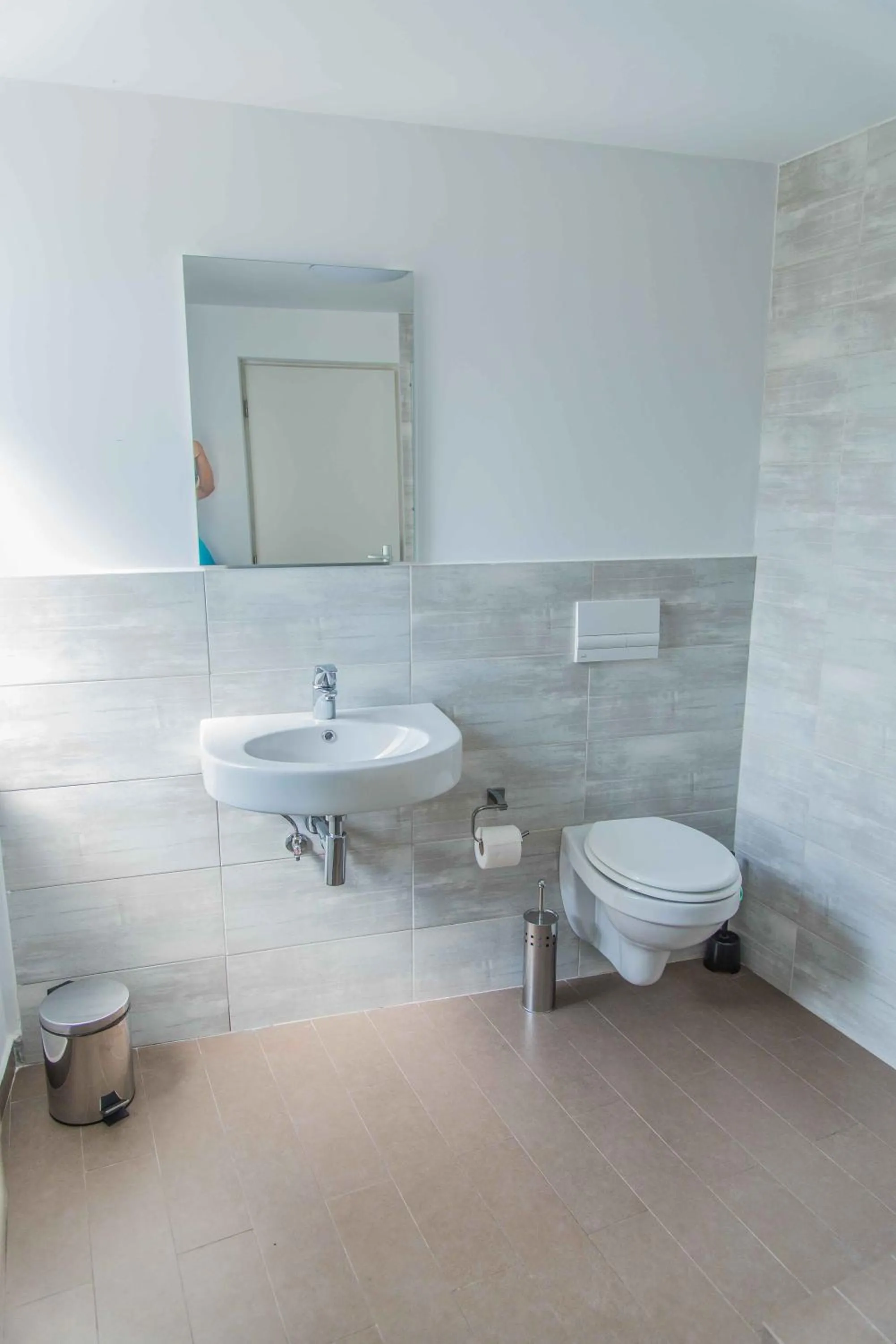 Toilet in 6 Apartments