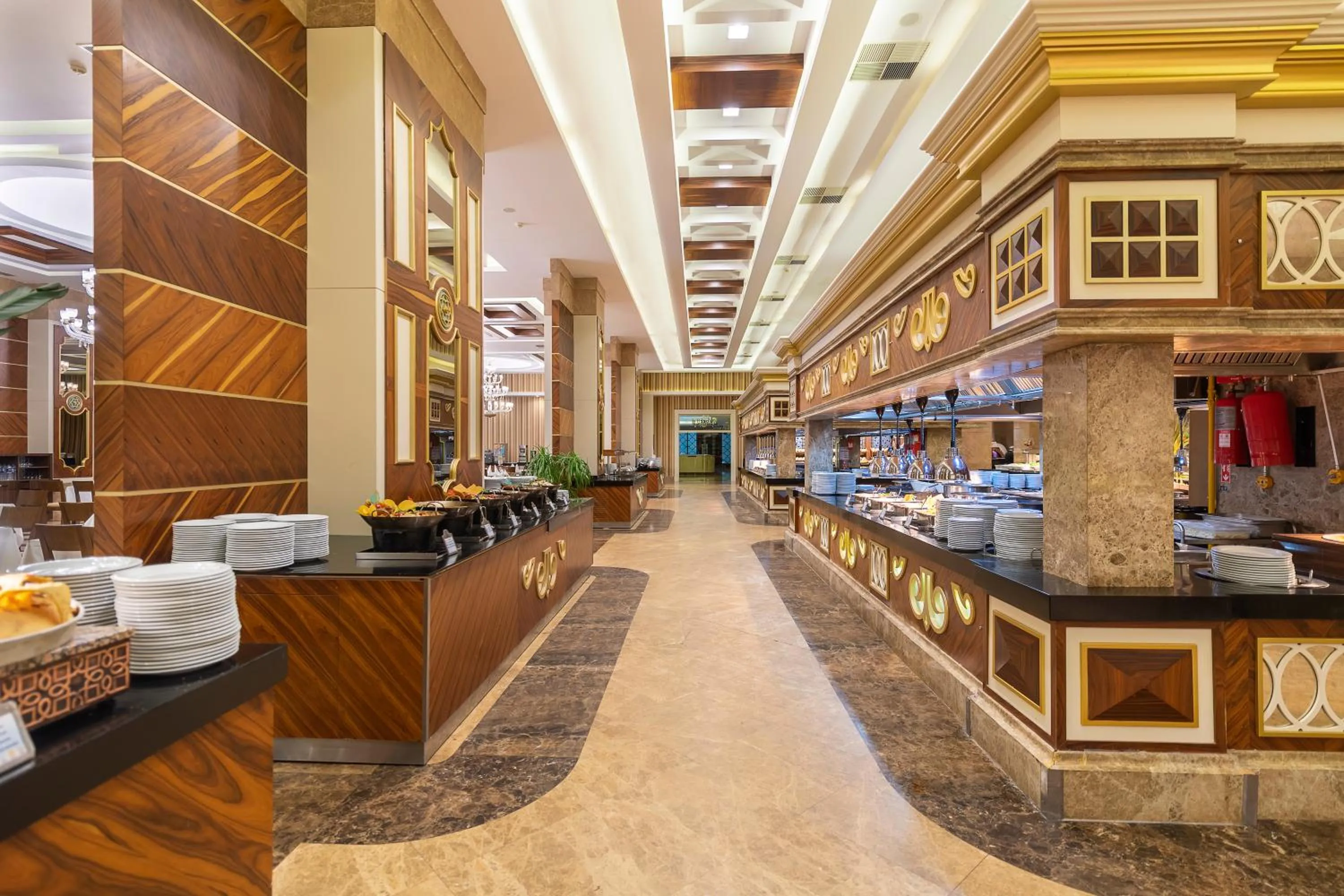 Restaurant/places to eat in Oz Hotels Side Premium