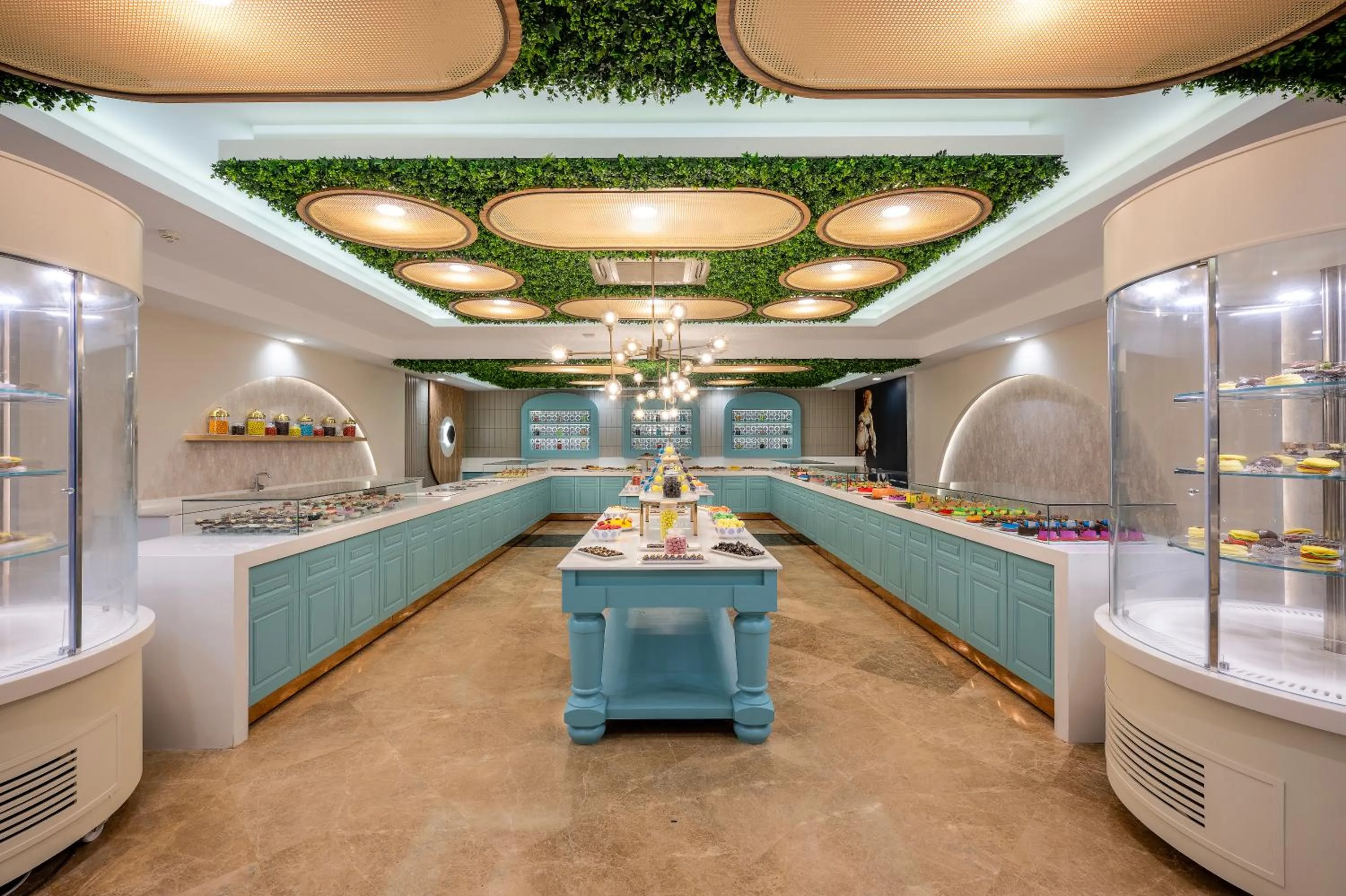 Restaurant/places to eat in Oz Hotels Side Premium