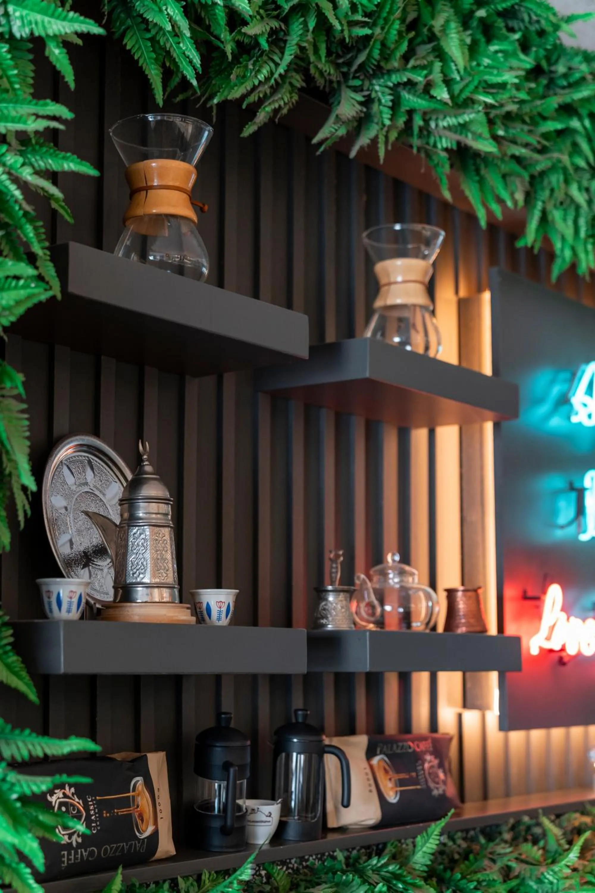 Coffee/tea facilities in Oz Hotels Side Premium