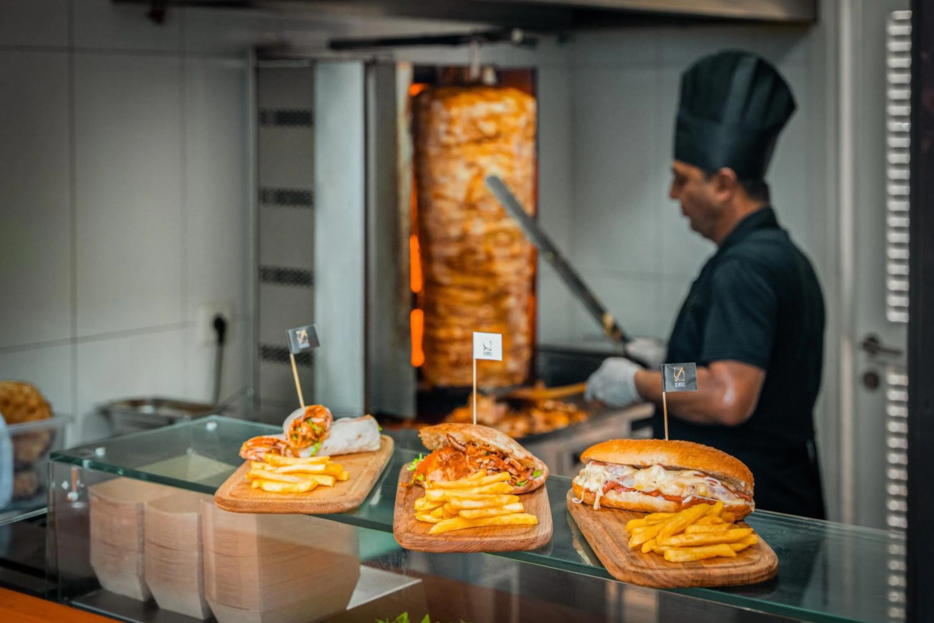 Dinner in Oz Hotels Side Premium