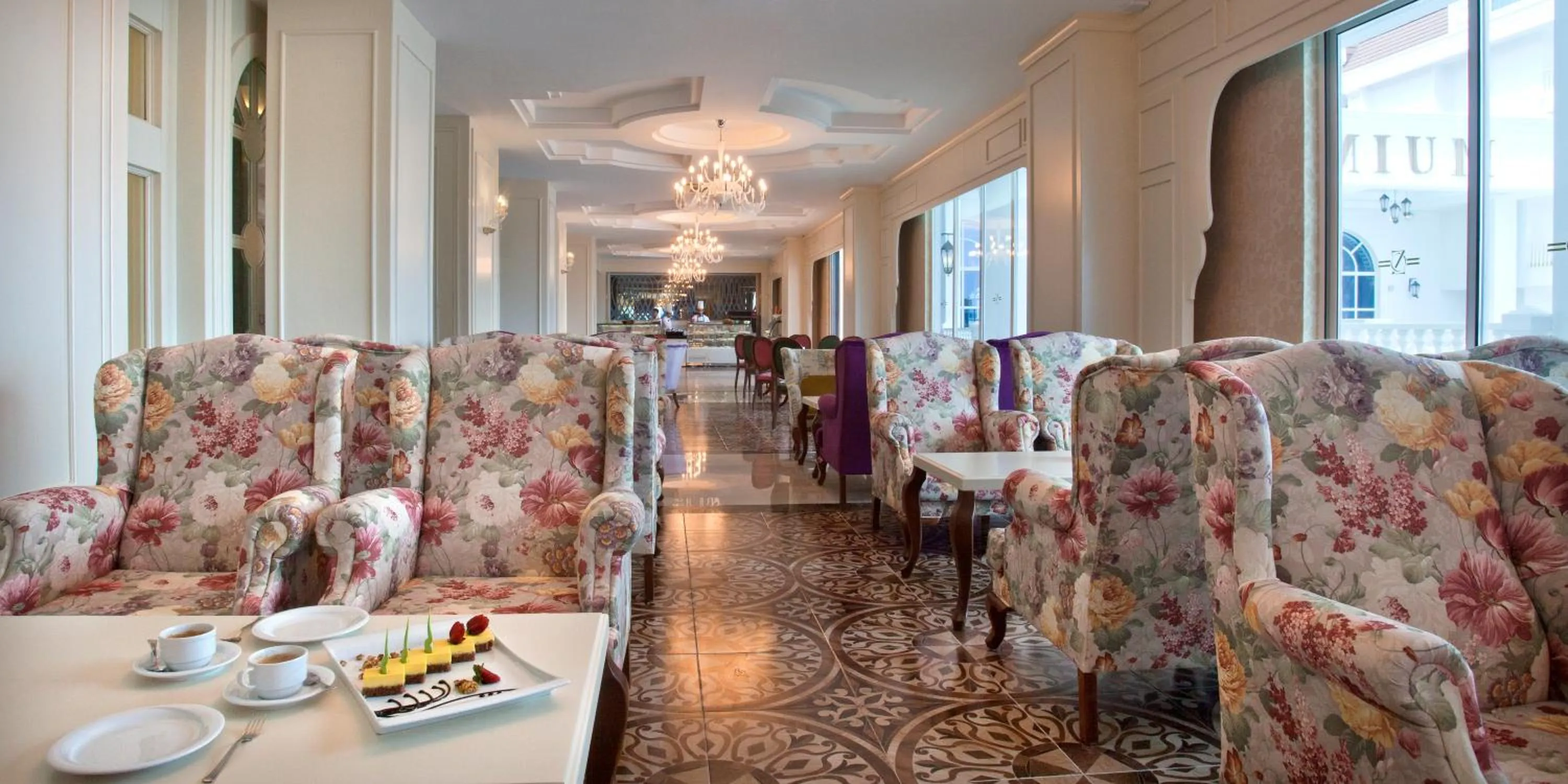 Restaurant/places to eat in Oz Hotels Side Premium