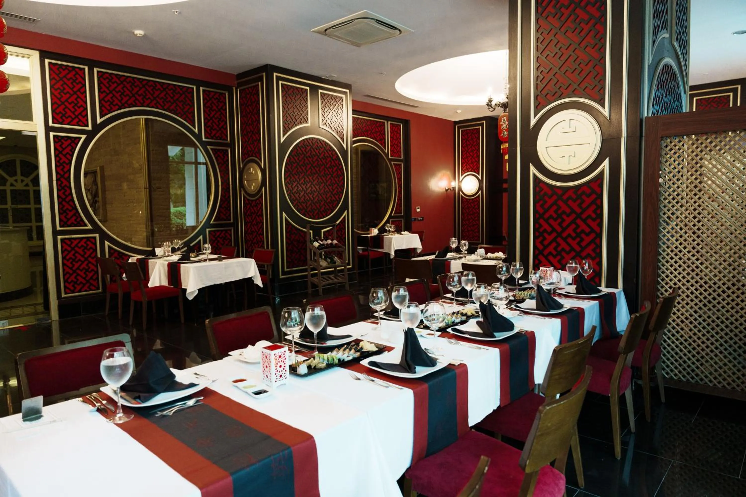 Restaurant/places to eat in Oz Hotels Side Premium