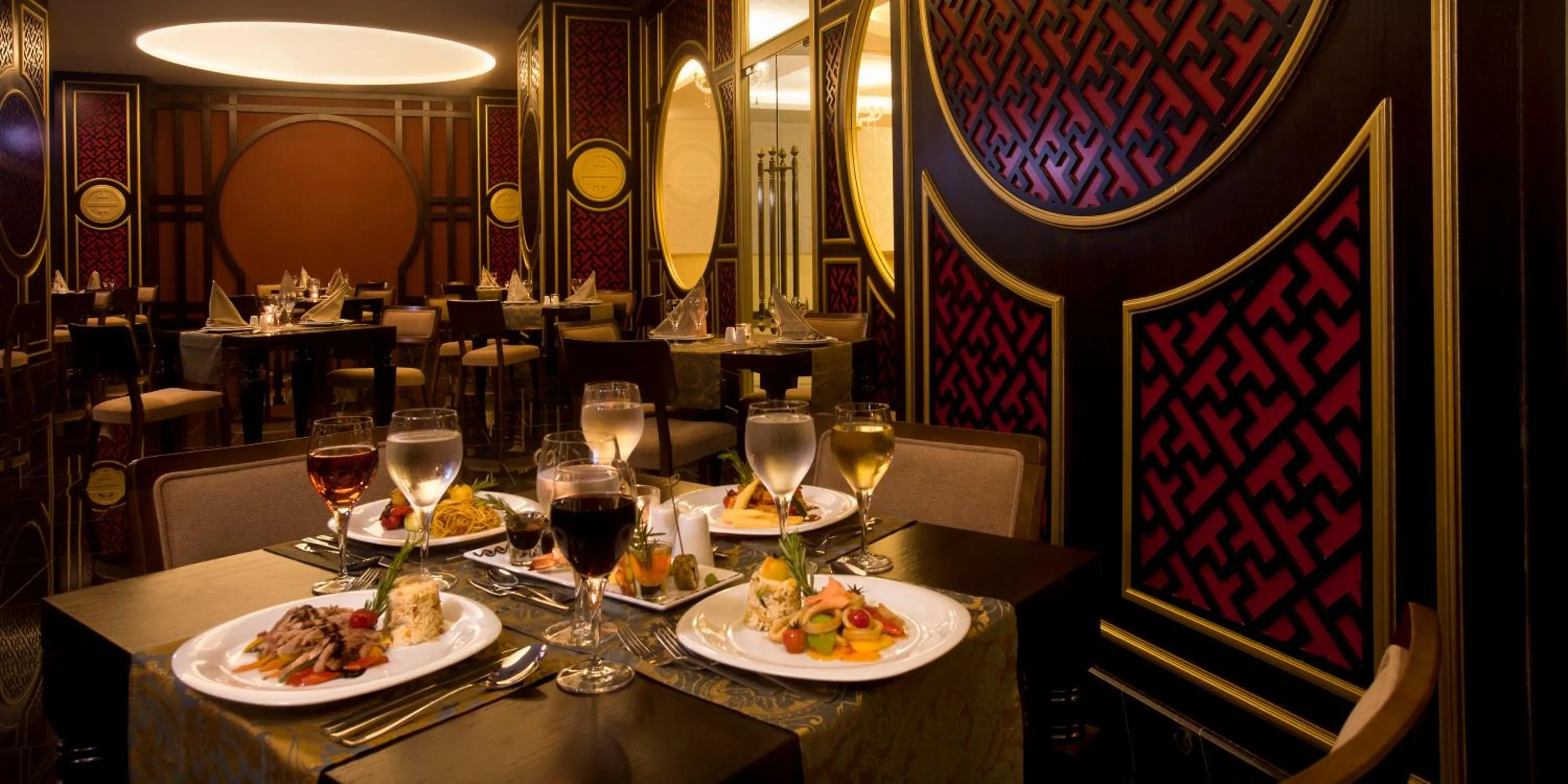 Restaurant/places to eat in Oz Hotels Side Premium